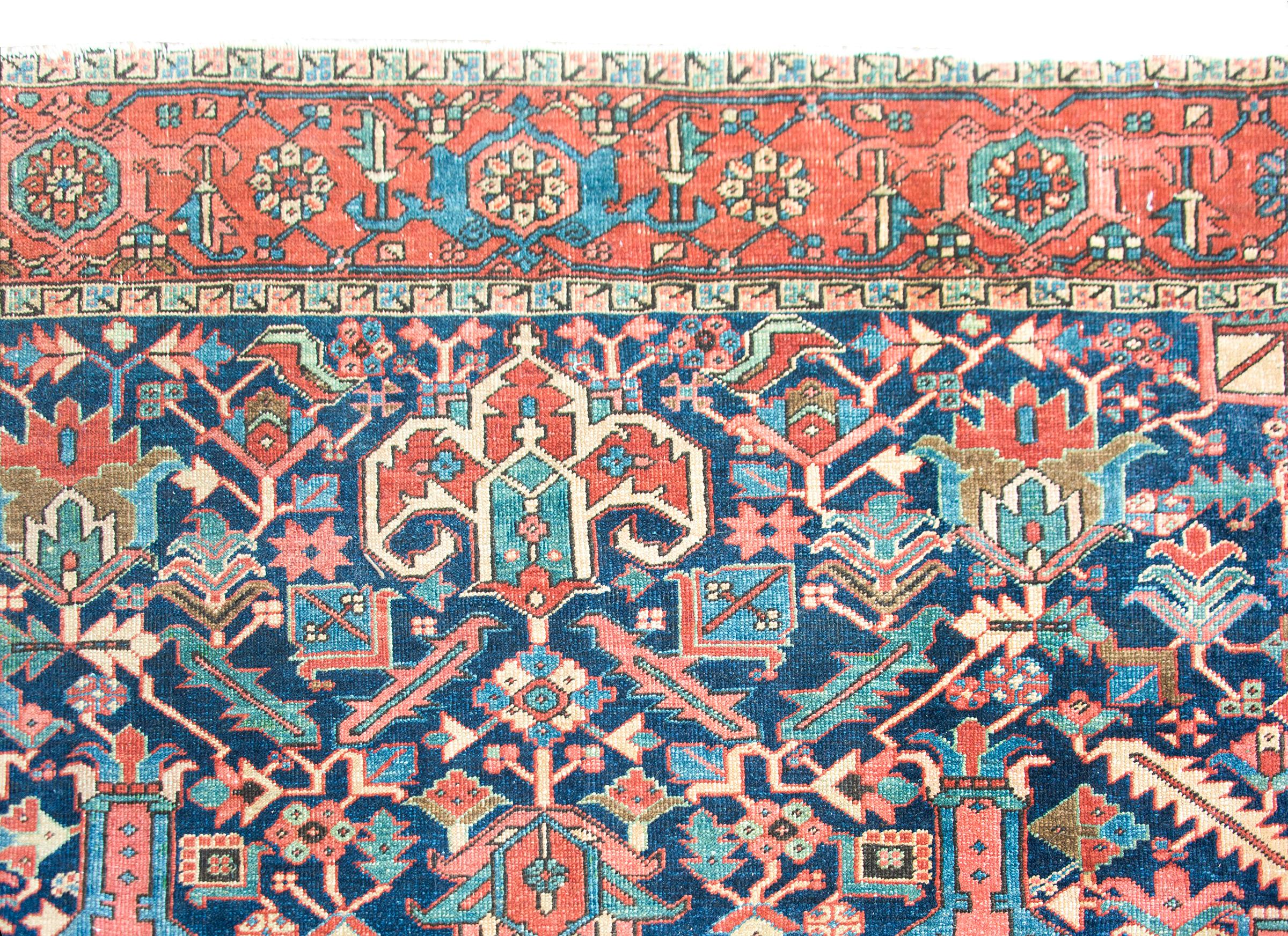 Early 20th Century Persian Heriz Rug For Sale 6