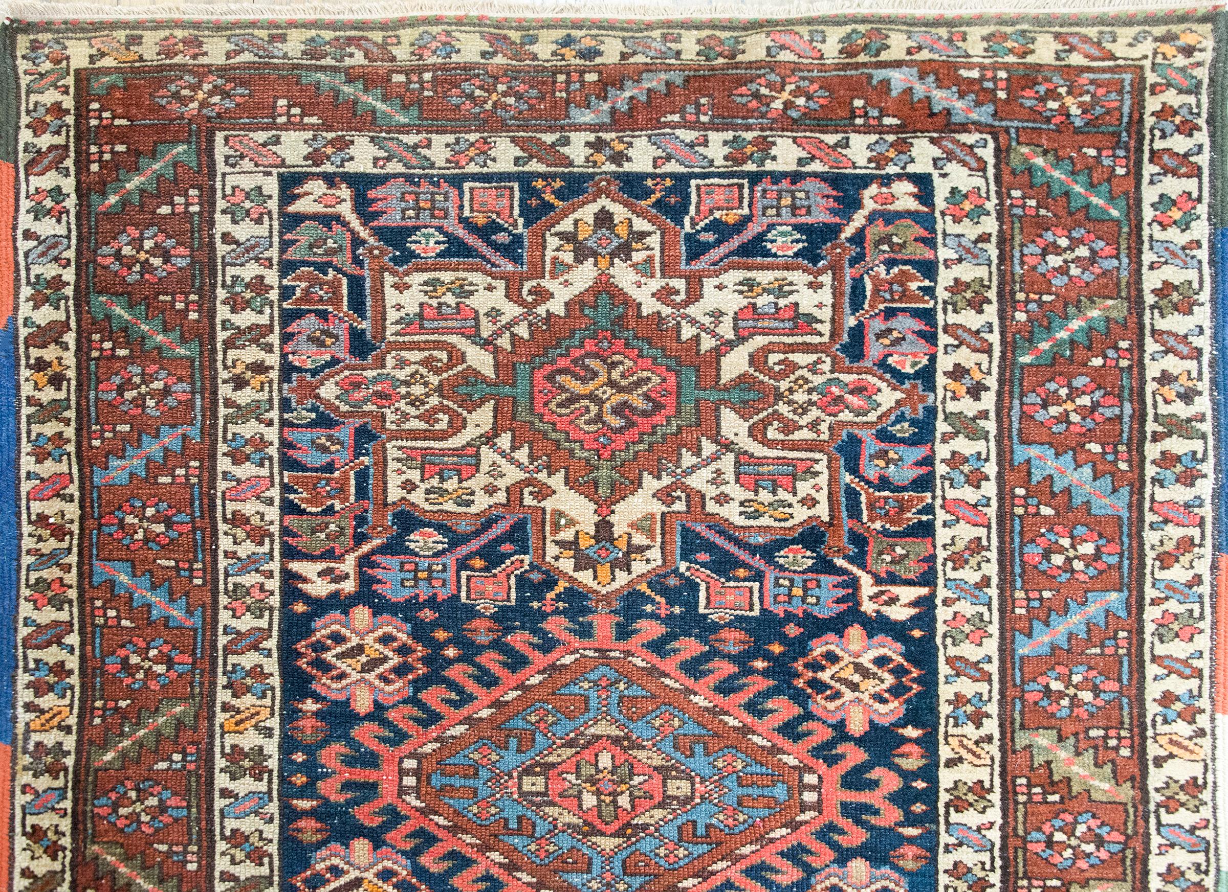 Early 20th Century Persian Heriz Rug For Sale 6