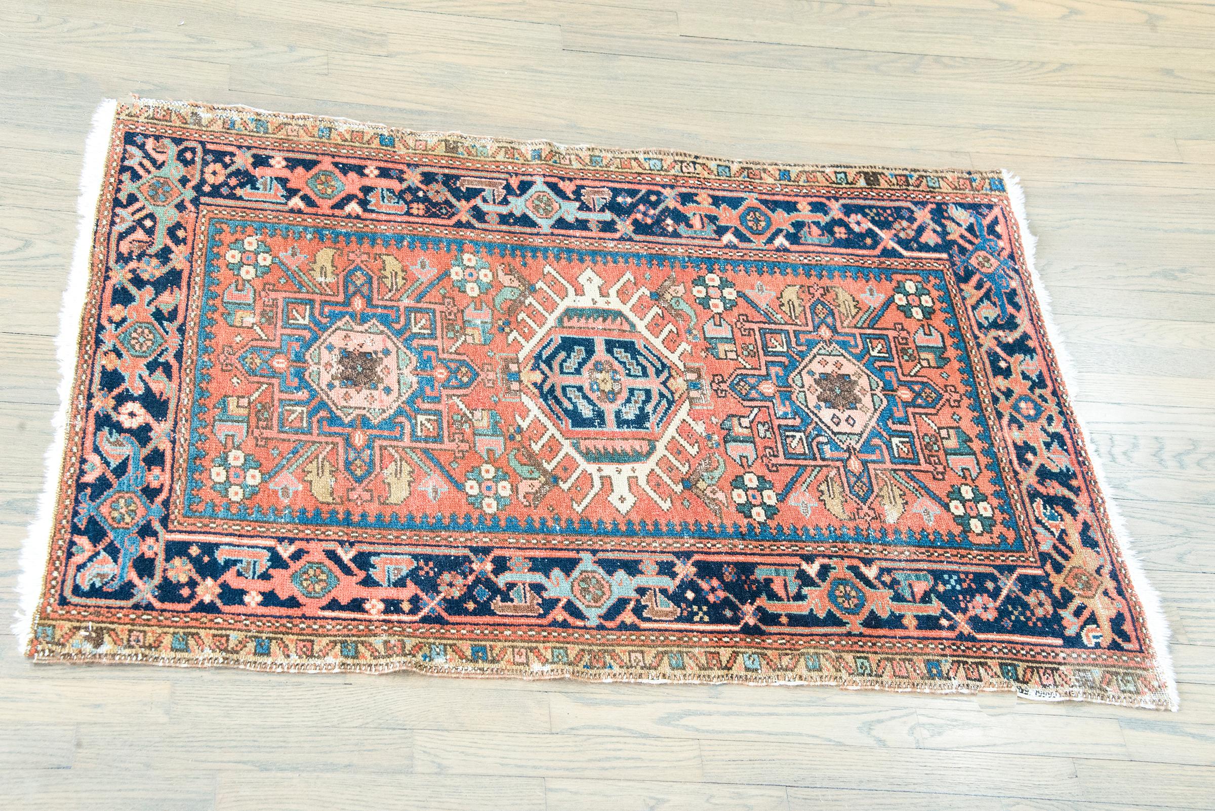 Tapis persan Heriz du début du 20e siècle en vente 8