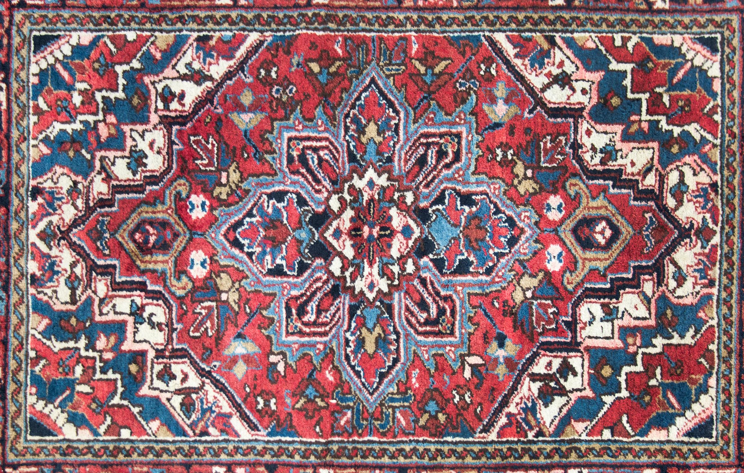 Heriz Serapi Early 20th Century Persian Heriz Rug For Sale