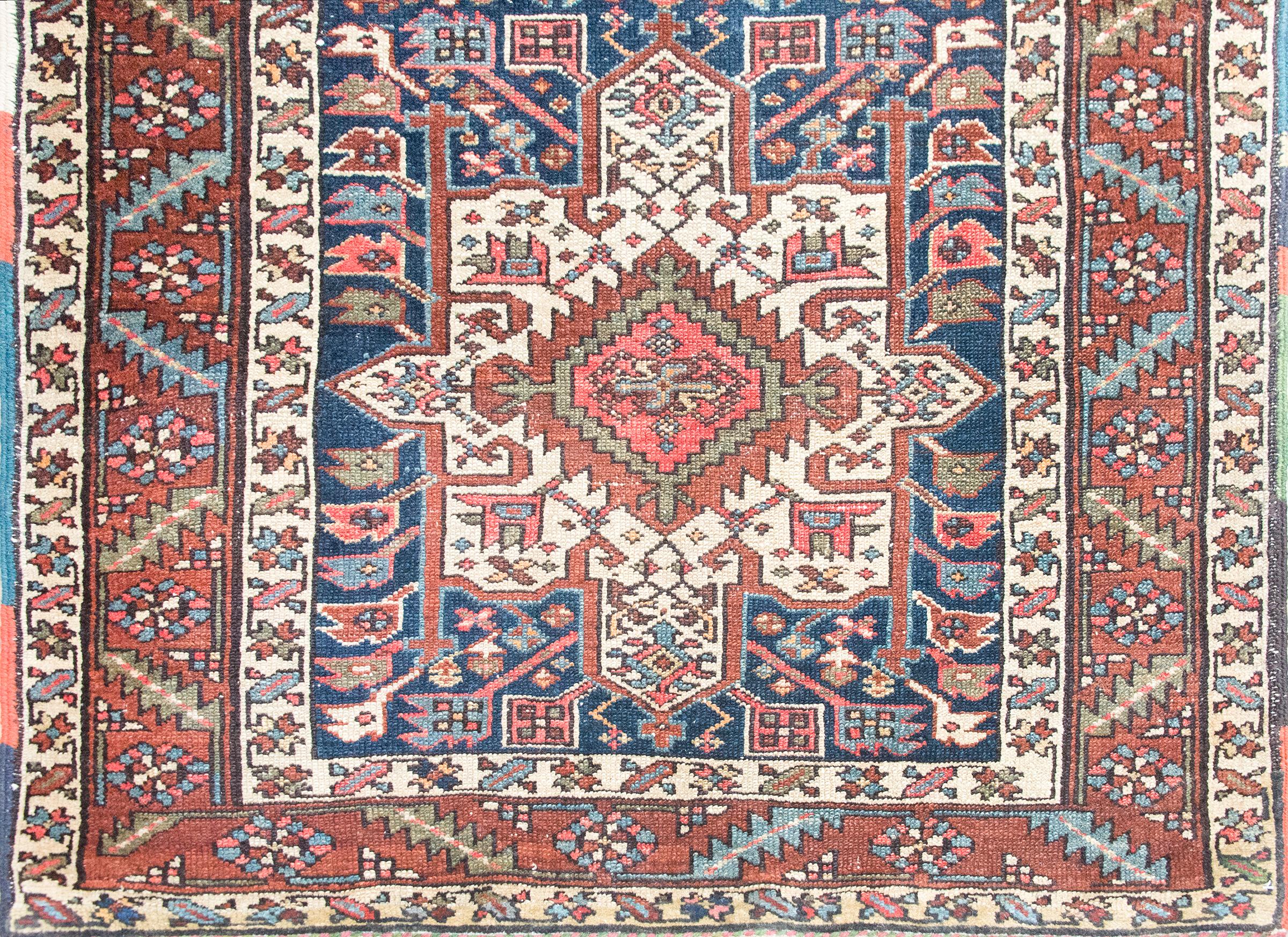 Early 20th Century Persian Heriz Rug For Sale 3