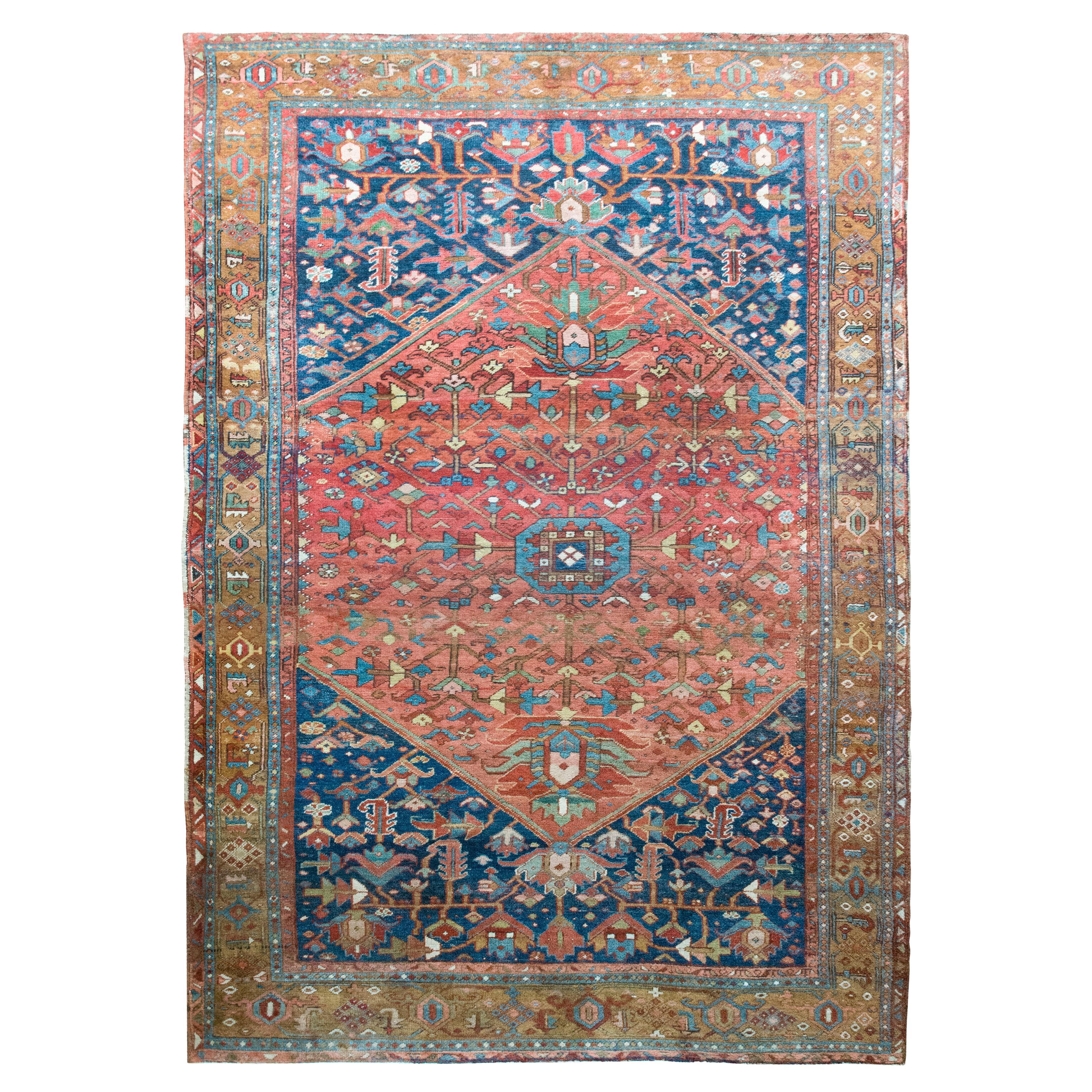 Early 20th Century Persian Heriz Rug For Sale