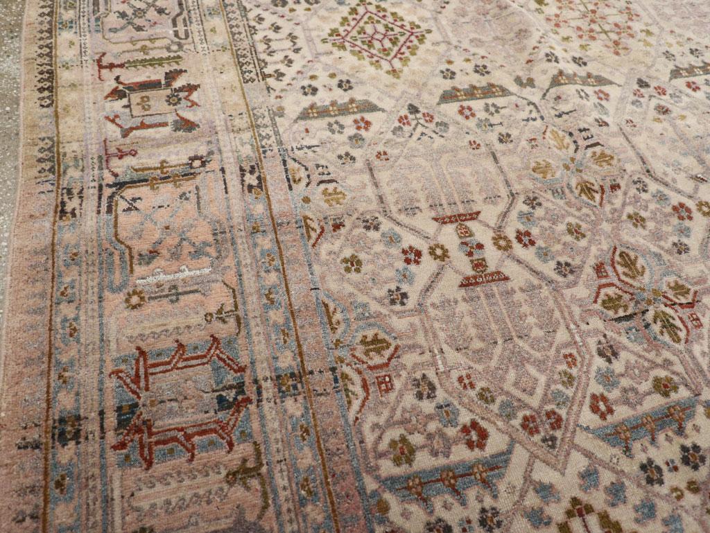 Alfombra de acento persa Joshegan de principios del siglo XX Rústico en venta