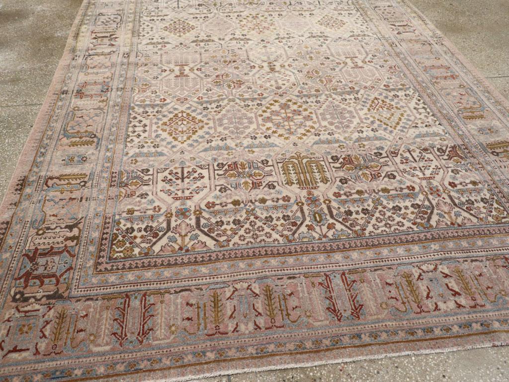 Alfombra de acento persa Joshegan de principios del siglo XX en Excelente estado para la venta en New York, NY