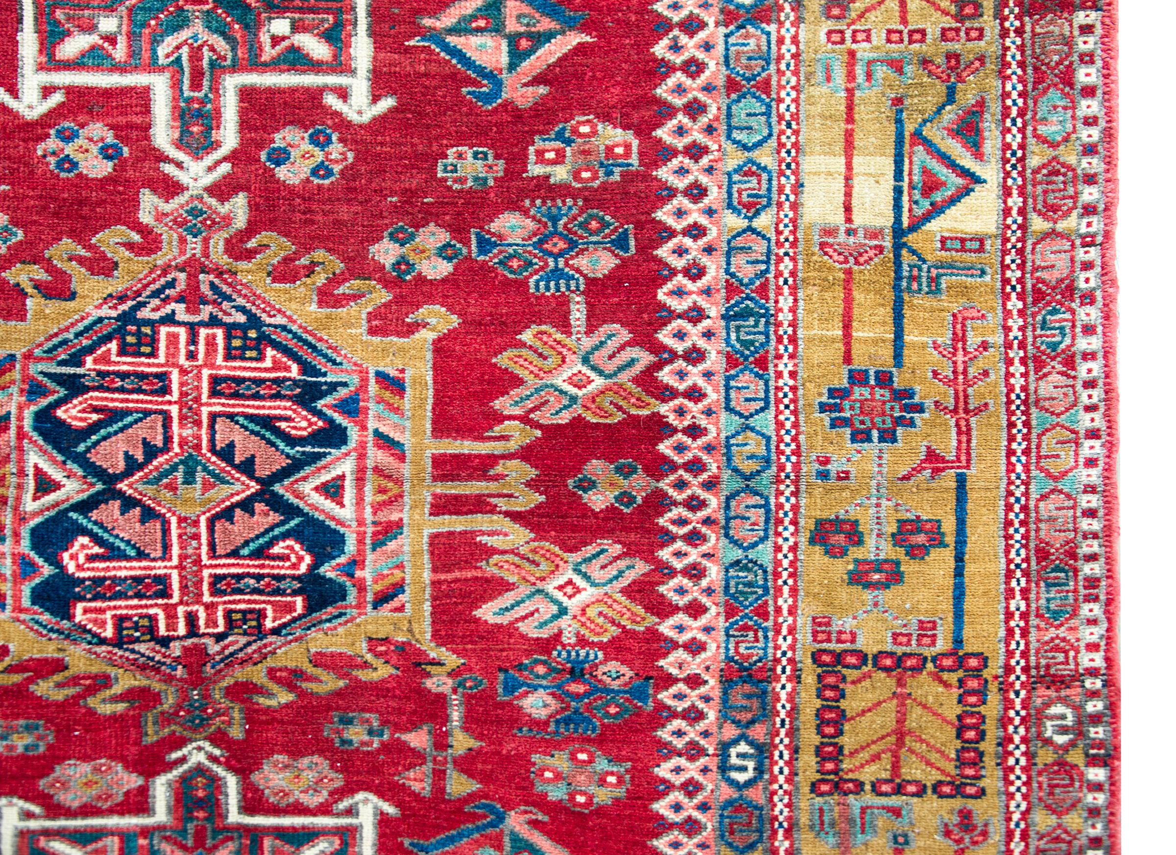 Persischer Karaja-Teppich aus dem frühen 20. im Zustand „Gut“ im Angebot in Chicago, IL