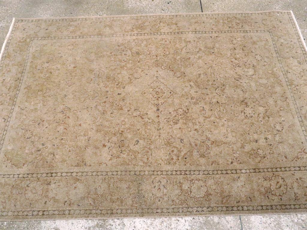 Persischer Kashan-Akzentteppich des frühen 20. Jahrhunderts im Zustand „Hervorragend“ im Angebot in New York, NY
