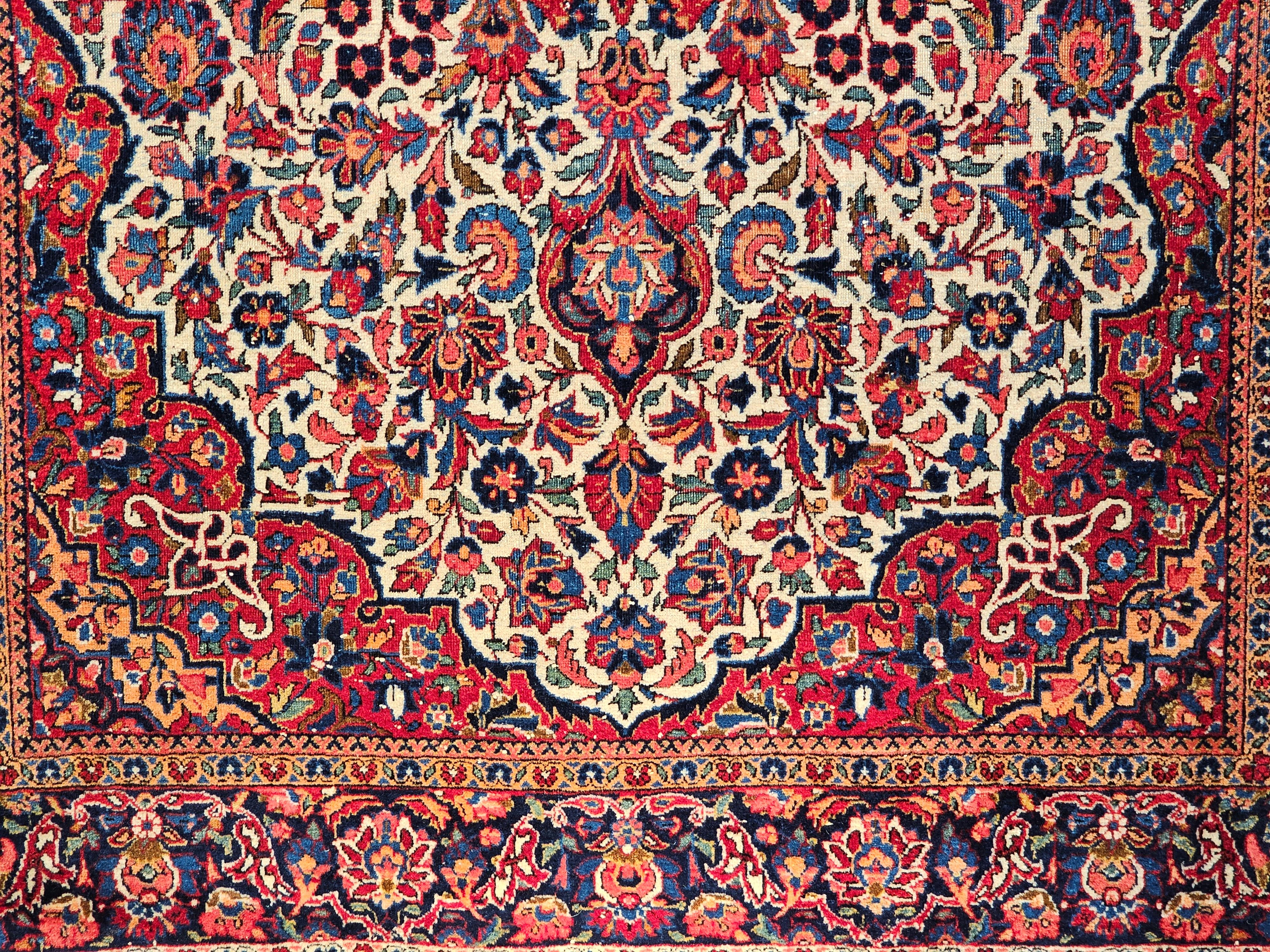 Early 20th Century Persian Kashan in Floral Design in Ivory, Navy Blue, Red For Sale 6