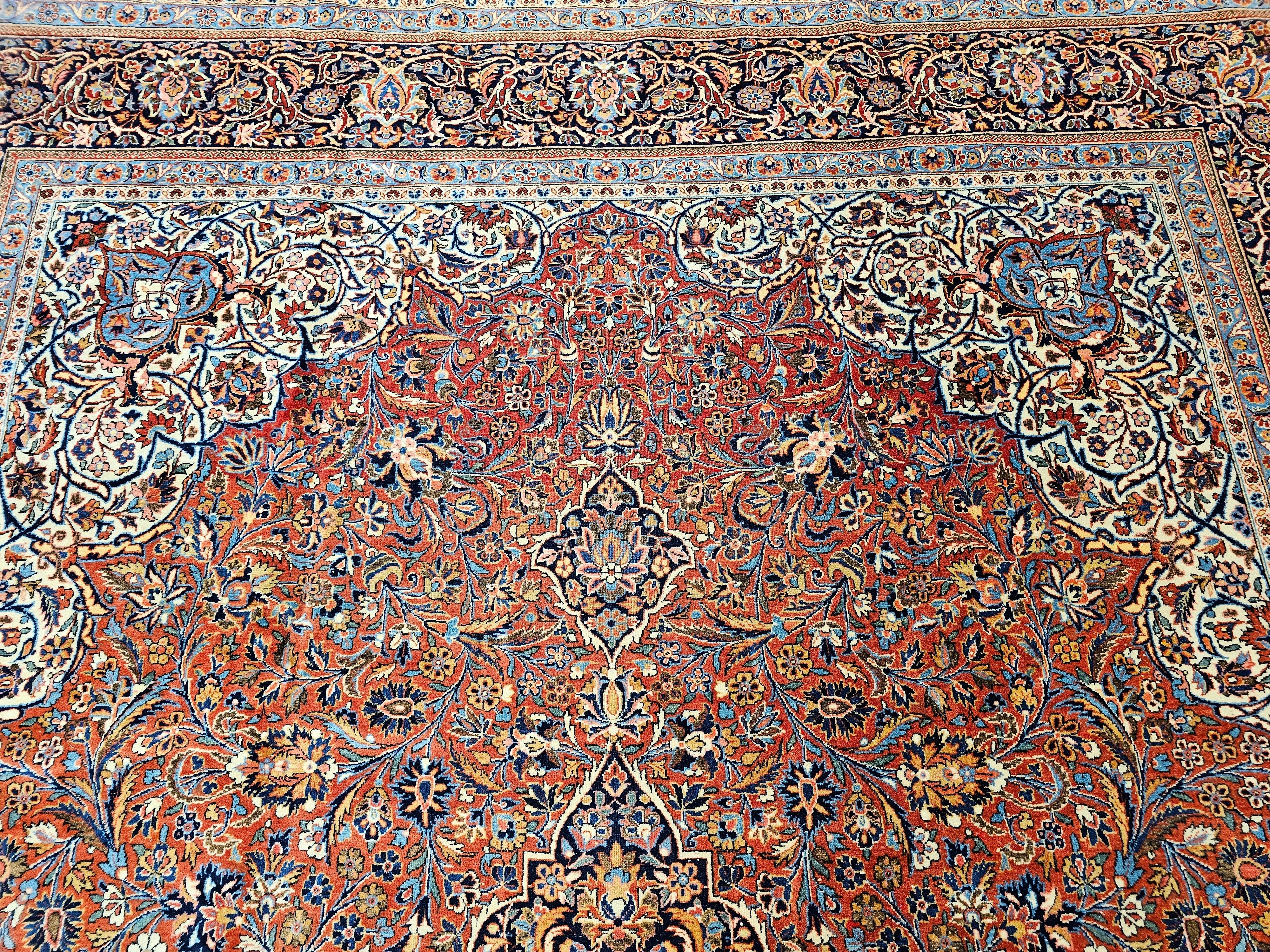 Persischer Kashan des frühen 20. Jahrhunderts in Rot, Elfenbein, Französisch Blau mit Blumenmuster im Angebot 4