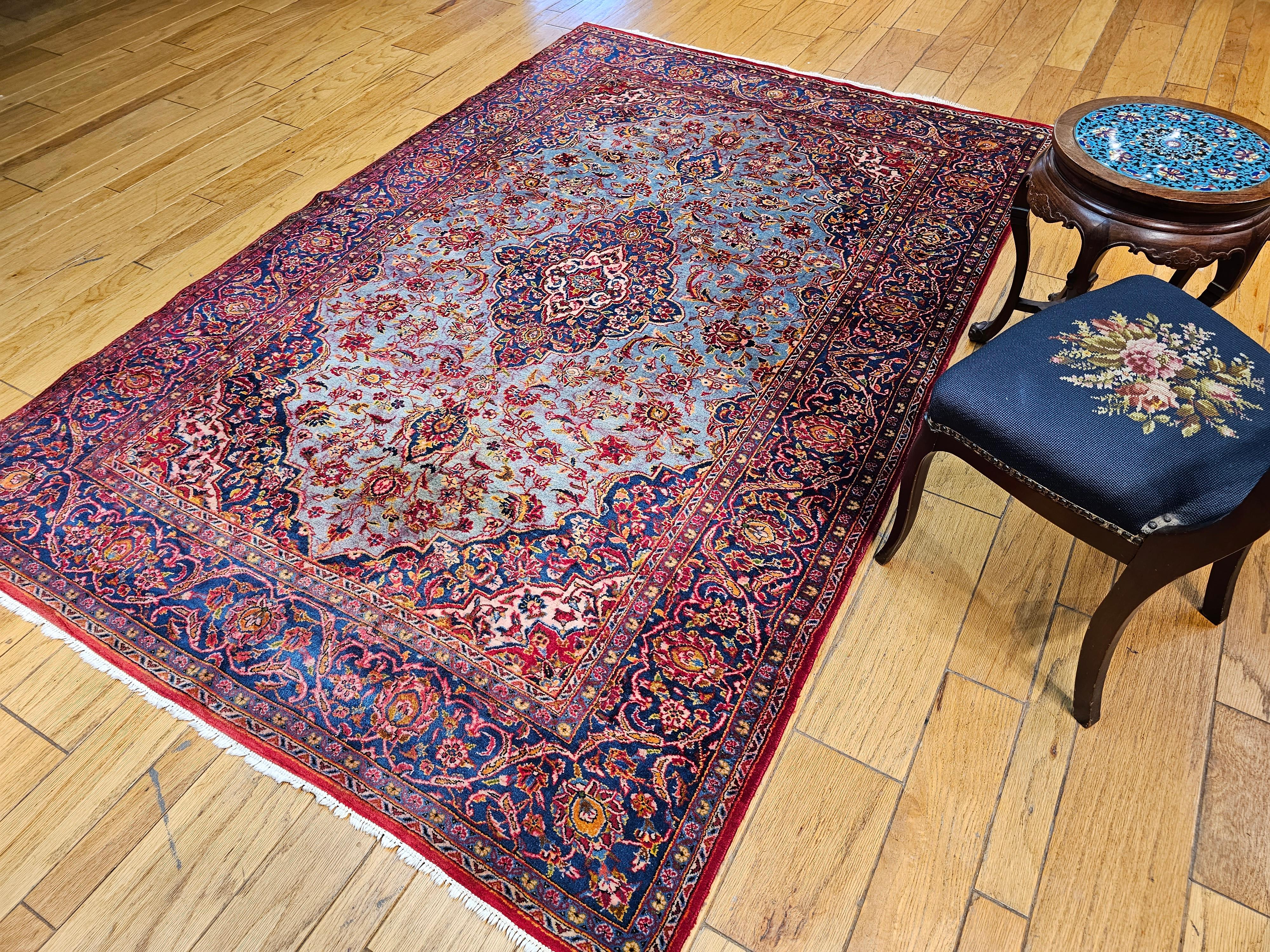Early 20th Century Persian Kashan in Floral Design in Turquoise, French Blue For Sale 6