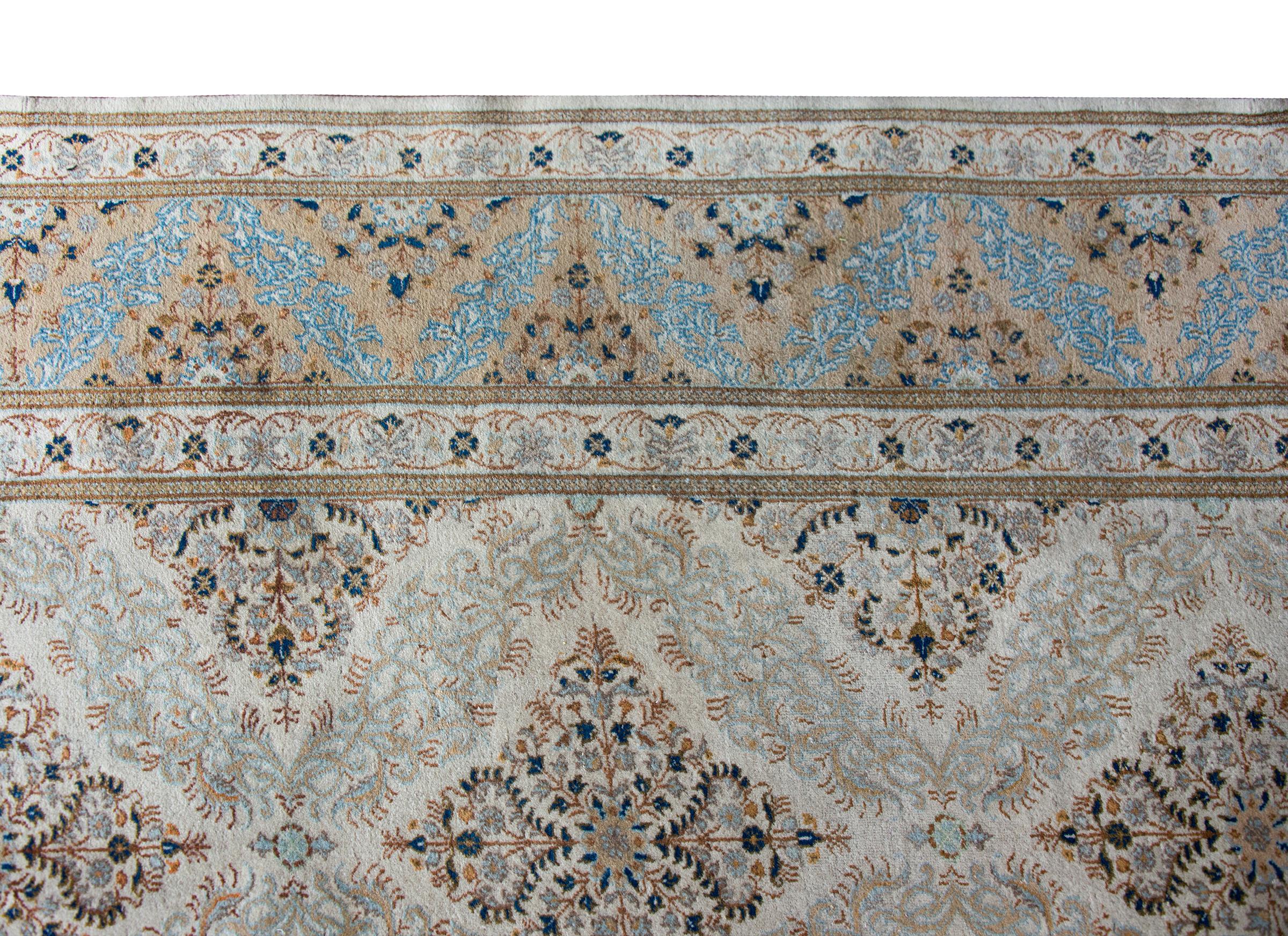 Alfombra persa kashan de principios del siglo XX en venta 3