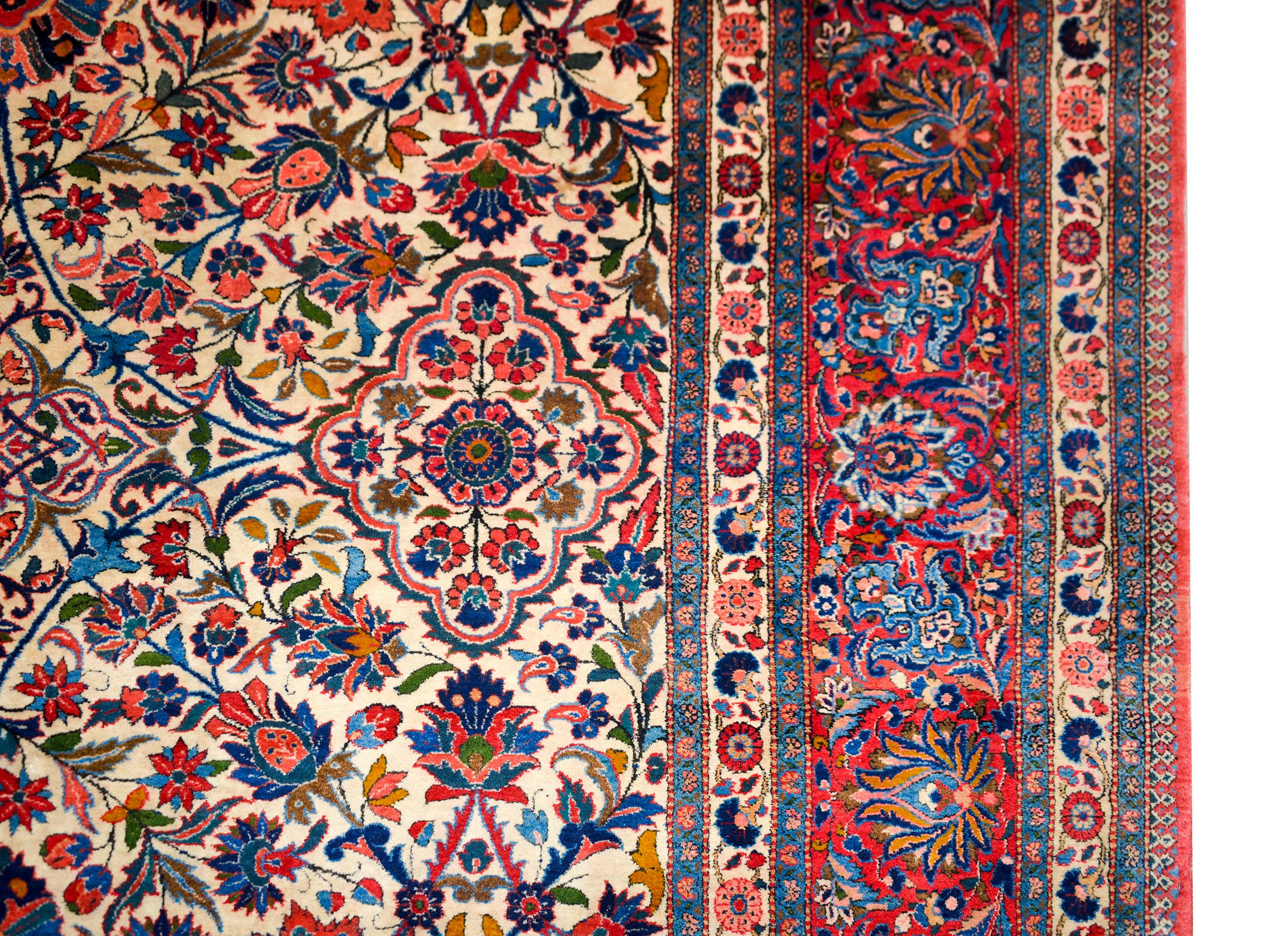 Early 20th Century Persian Kashan Rug For Sale 1