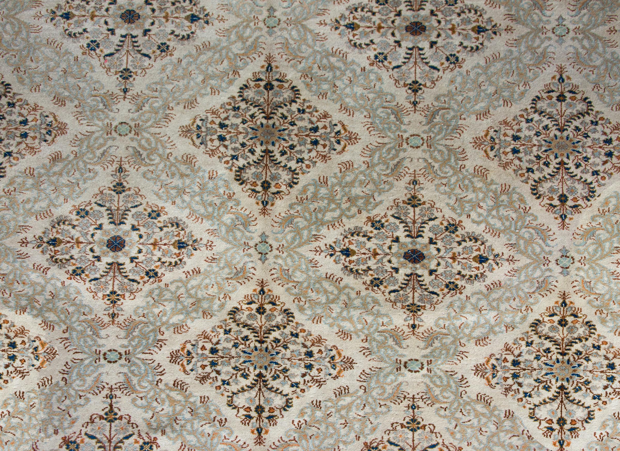 Alfombra persa kashan de principios del siglo XX en venta 1