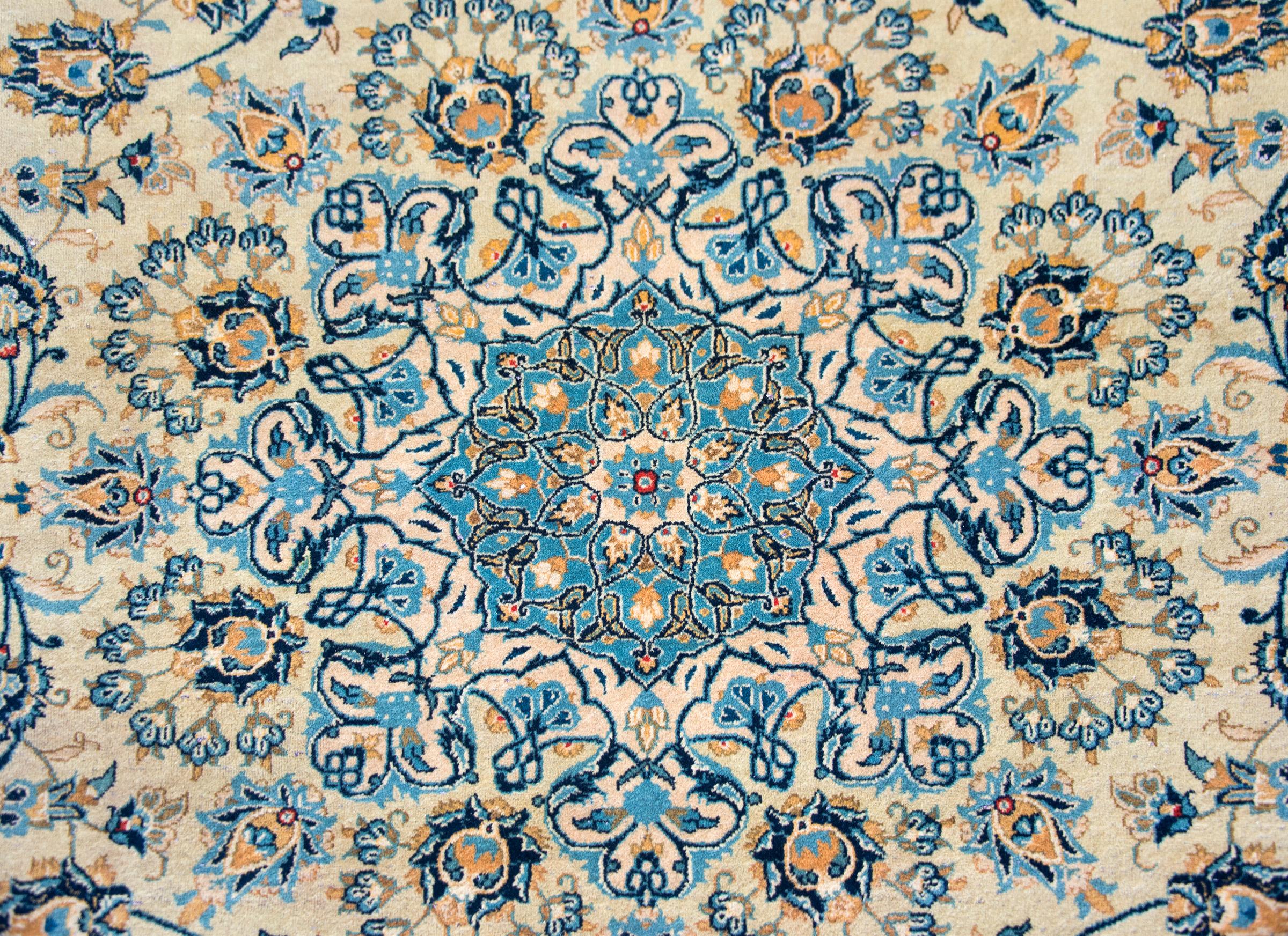 Tapis persan Kashan du début du 20e siècle en vente 2