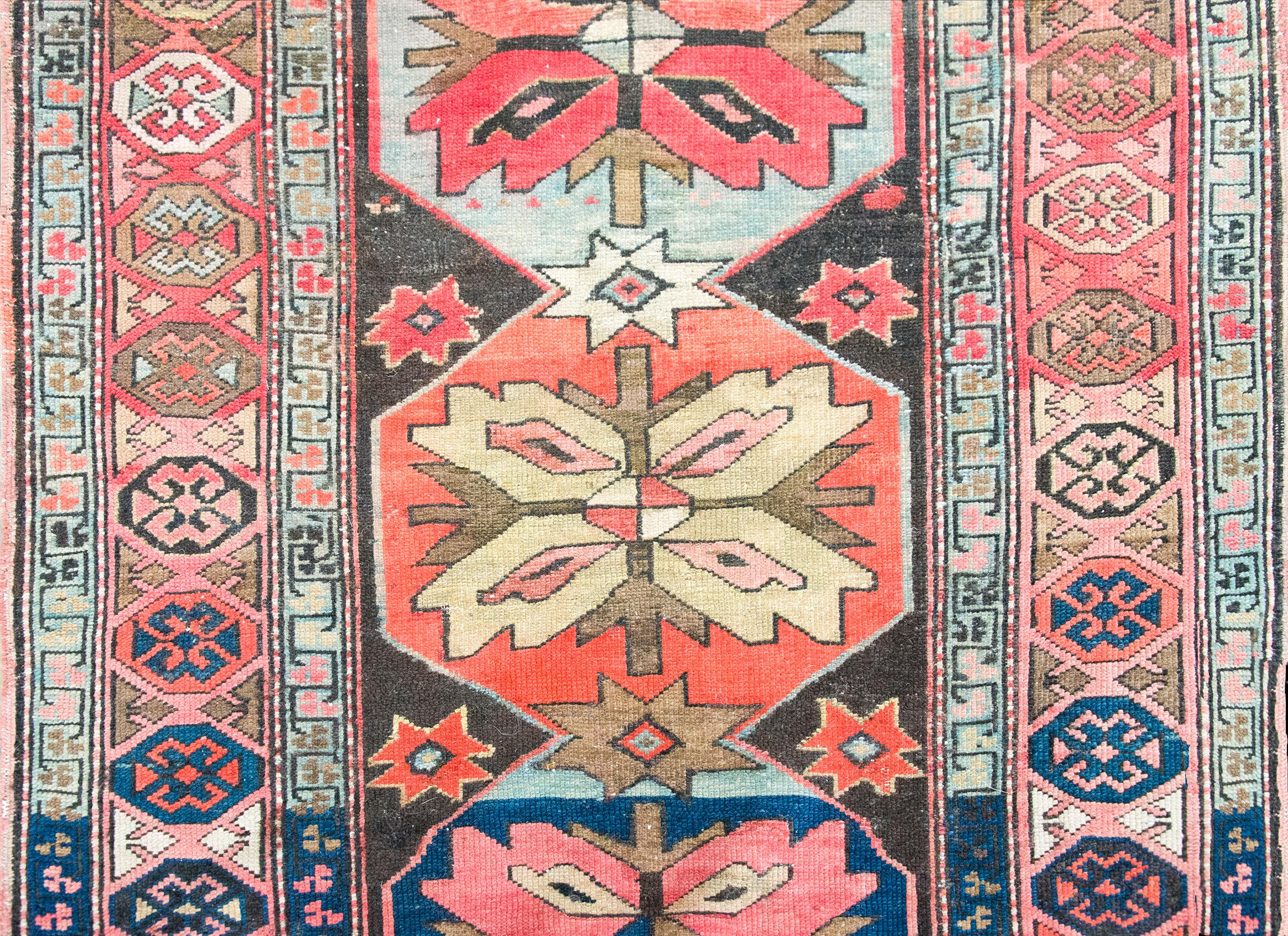 Tappeto persiano Kazak dei primi del Novecento in vendita 2