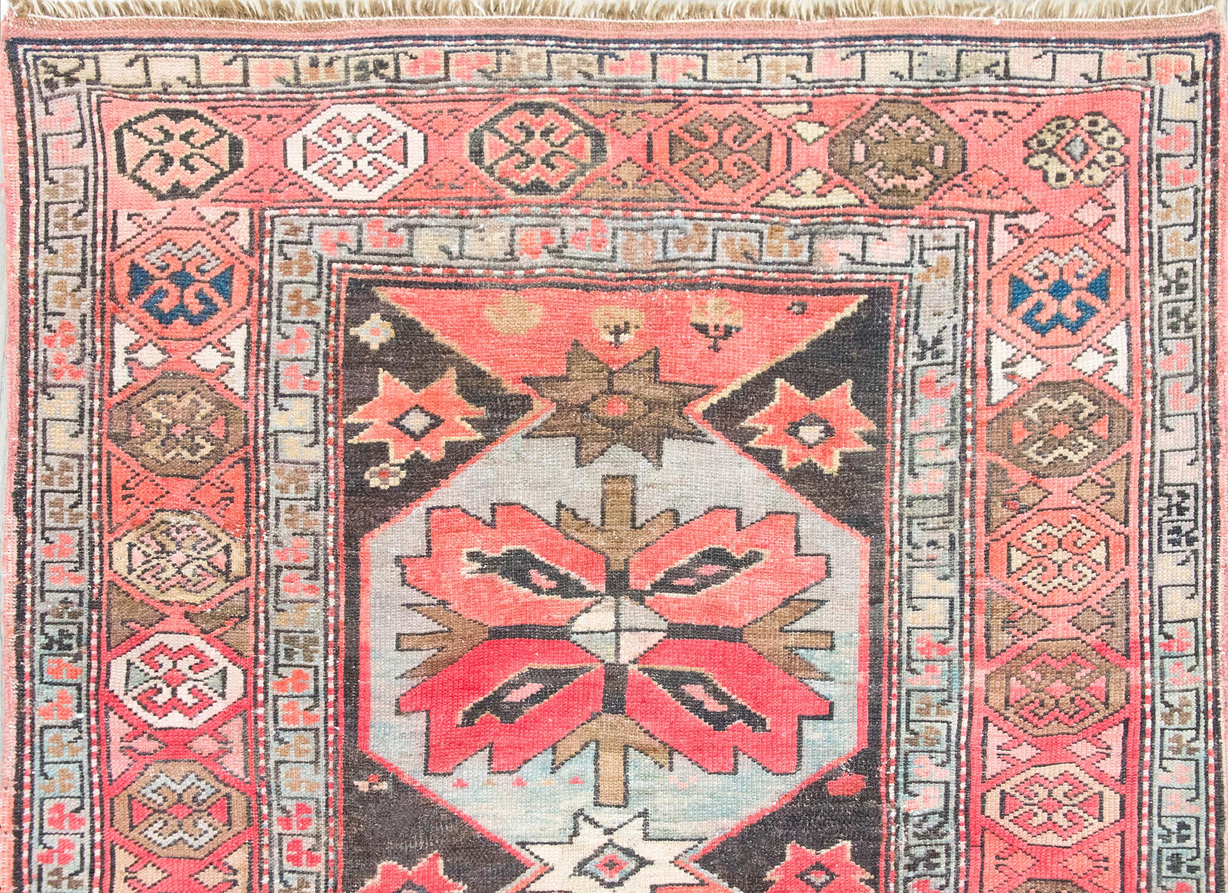 Tappeto persiano Kazak dei primi del Novecento in vendita 3