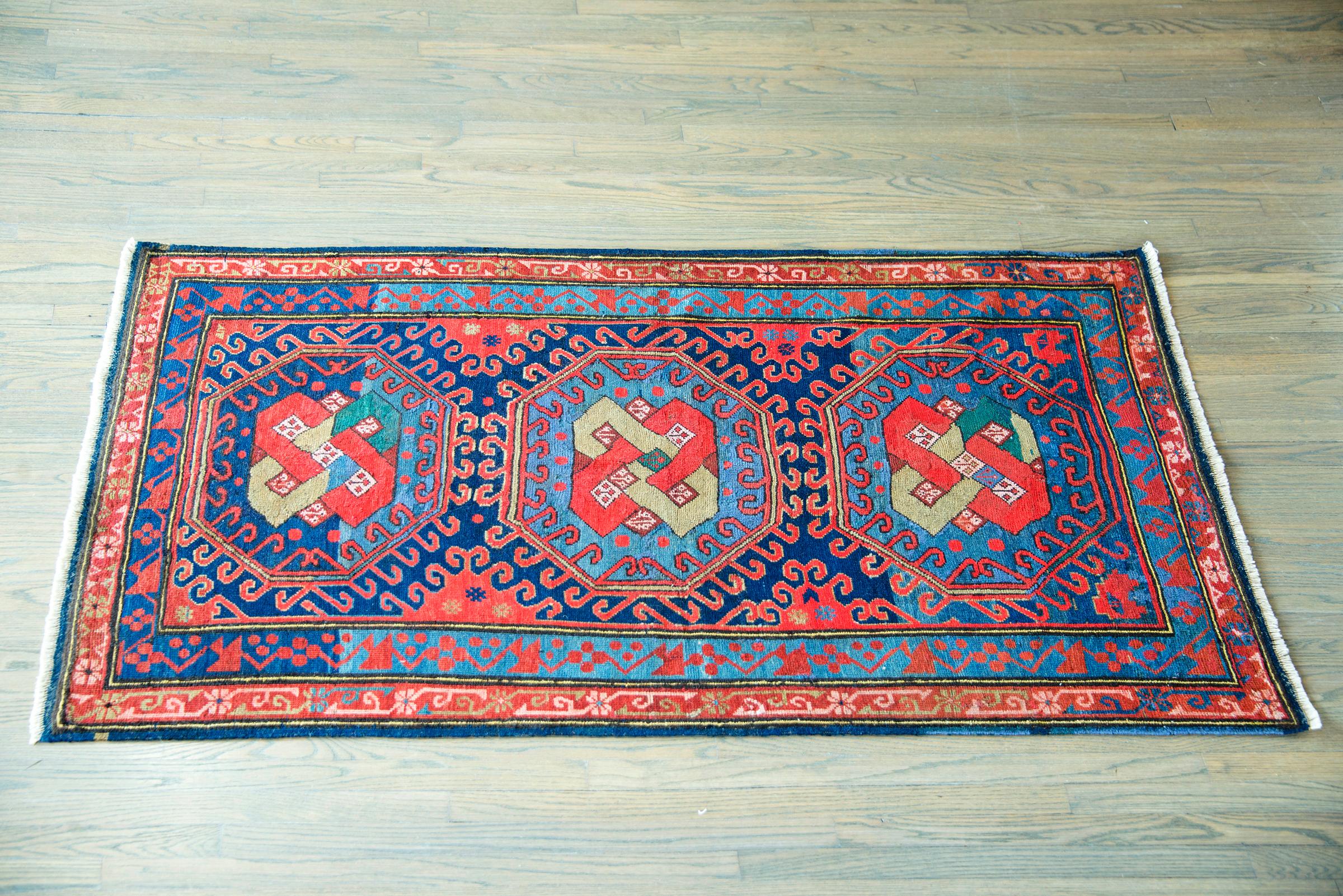 Early 20th Century Persian Kazak Rug For Sale 9
