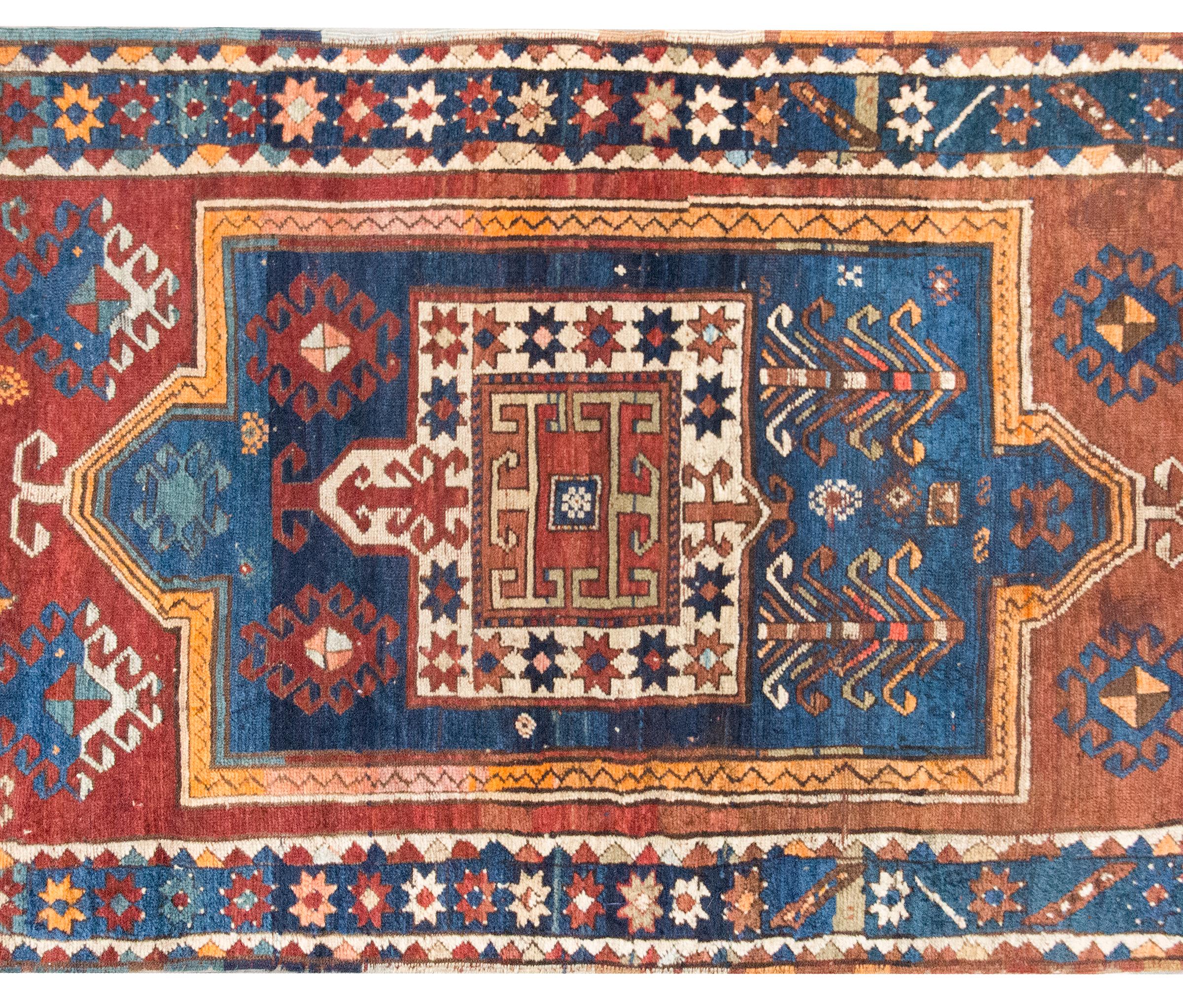 Kazako Tappeto persiano Kazak dei primi del Novecento in vendita