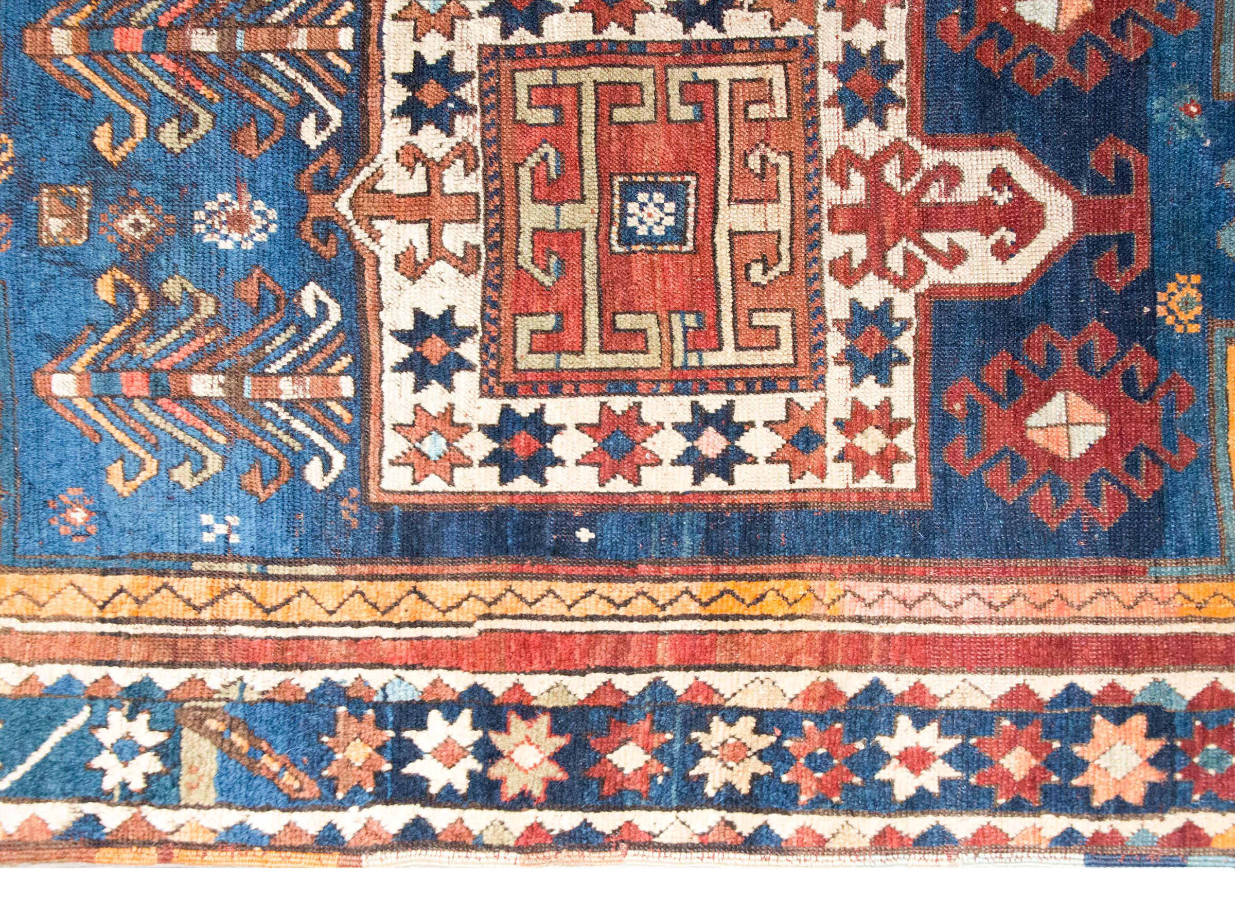 Azero Tappeto persiano Kazak dei primi del Novecento in vendita