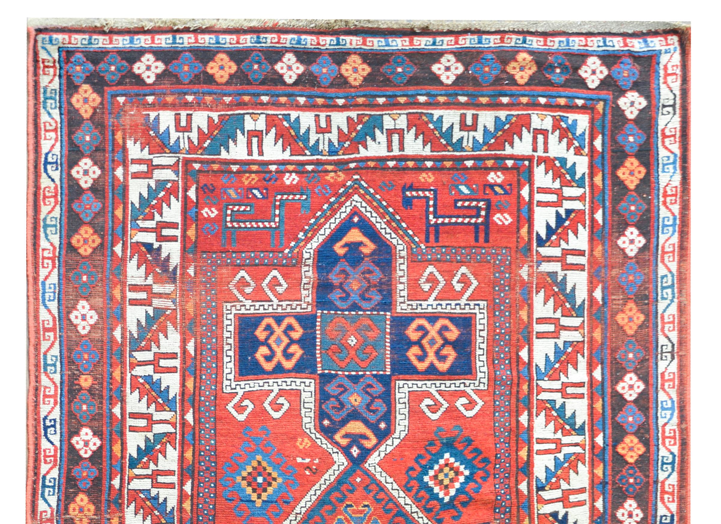 Early 20th Century Persian Kazak Rug In Good Condition For Sale In Chicago, IL