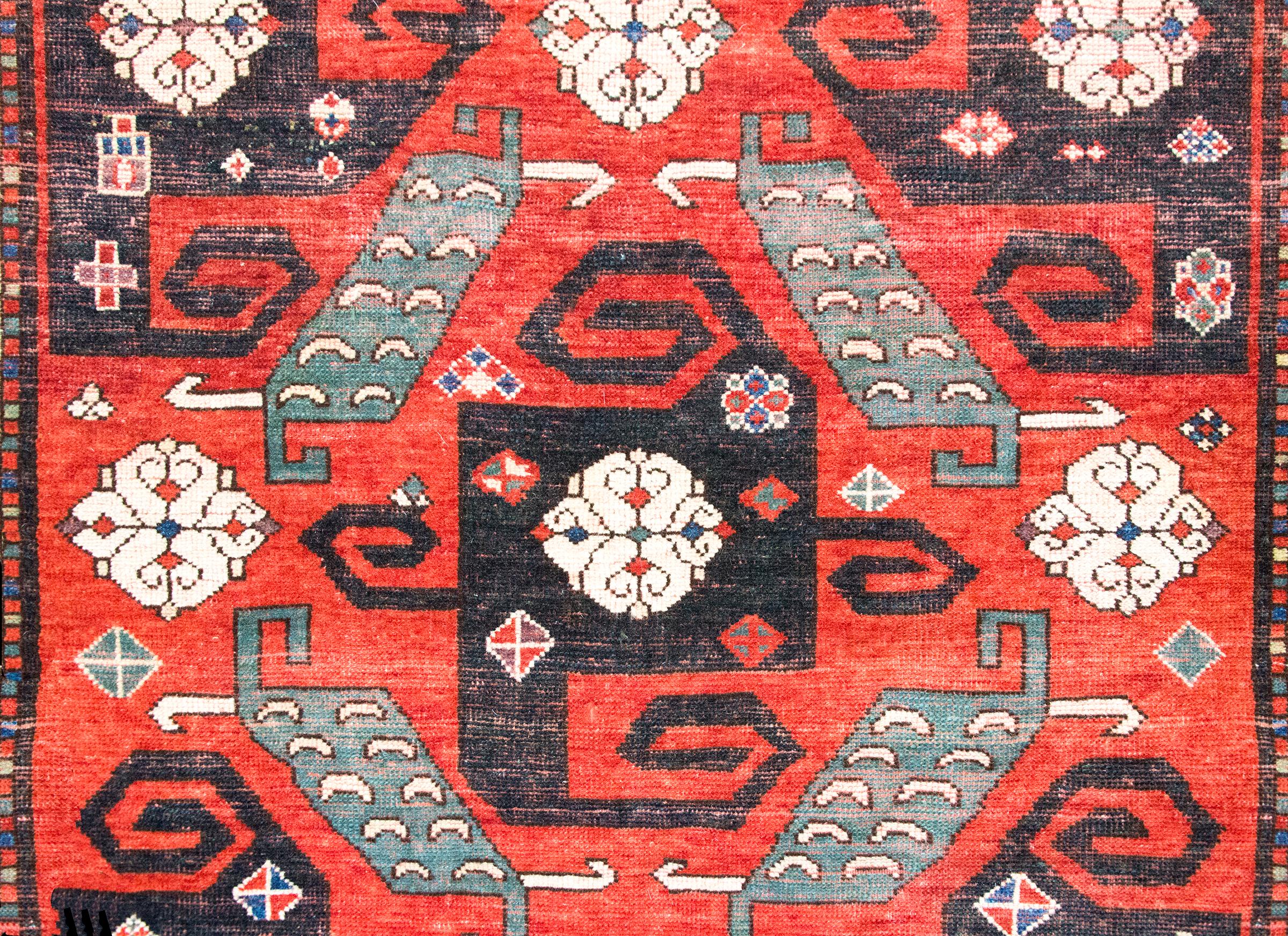 Early 20th Century Persian Kazak Rug For Sale 3