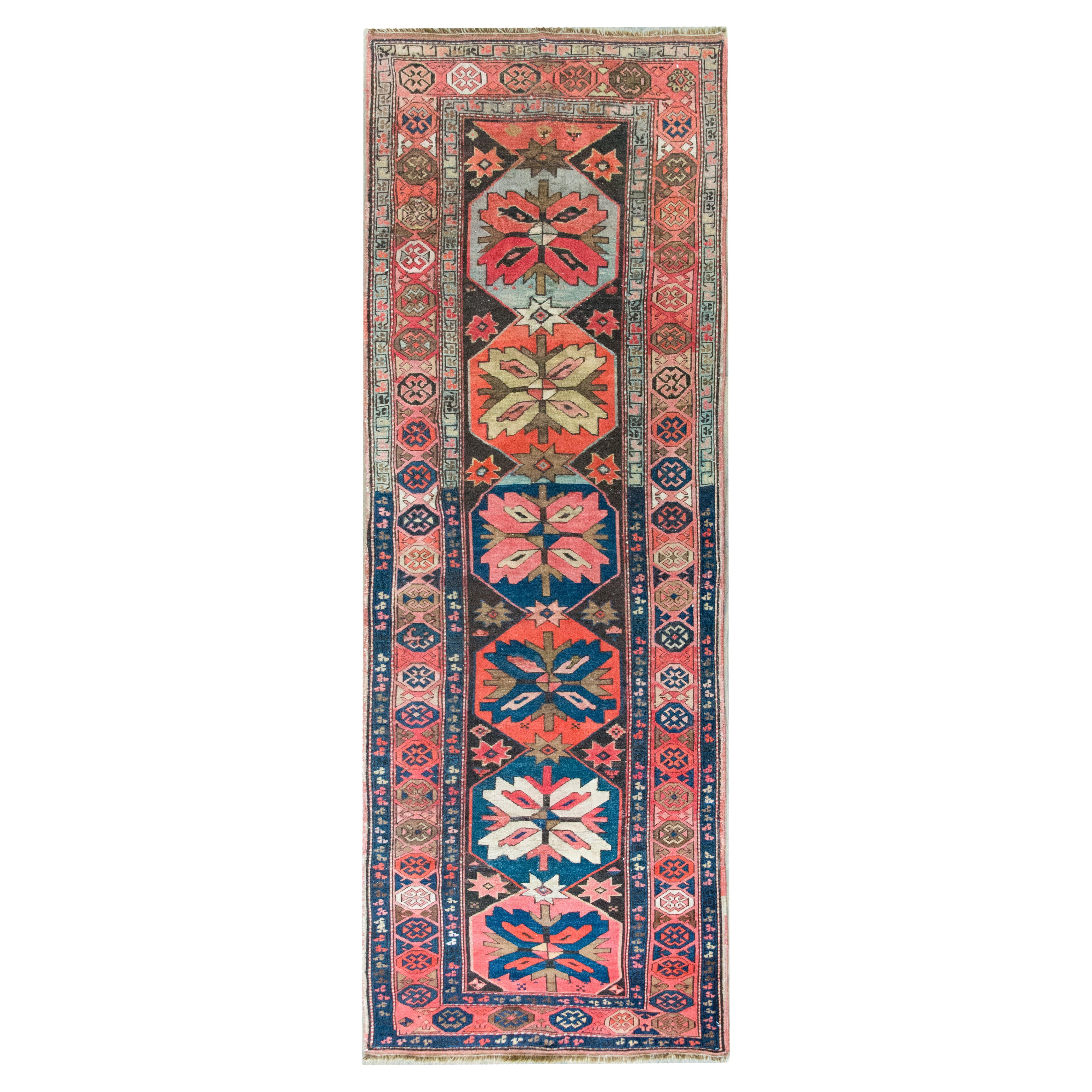 Tapis persan Kazak du début du 20e siècle