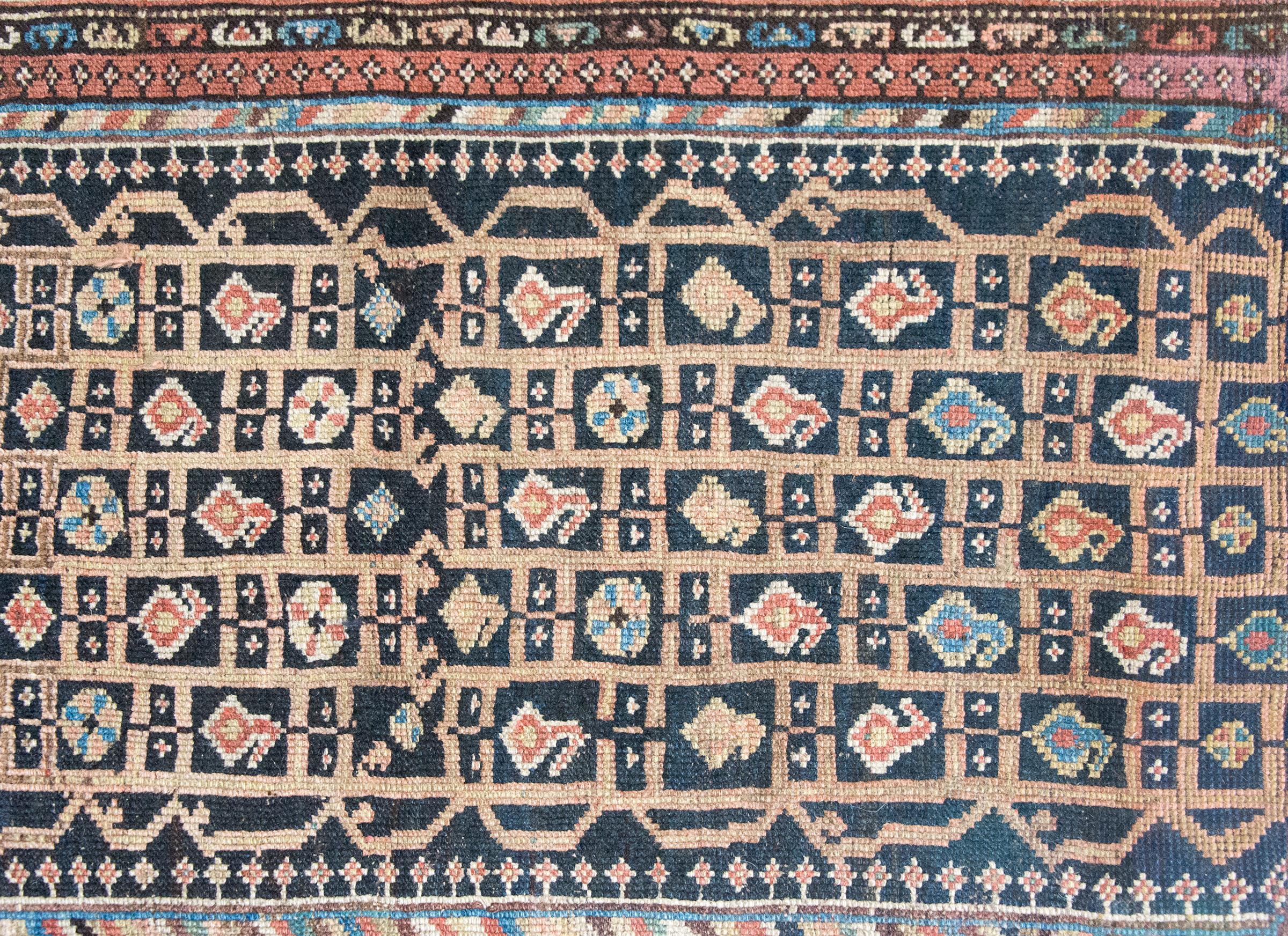 Early 20th Century Persian Khamseh Rug For Sale 6