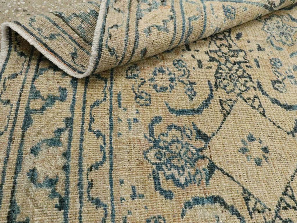 Tapis persan Khorassan du début du XXe siècle en vente 1