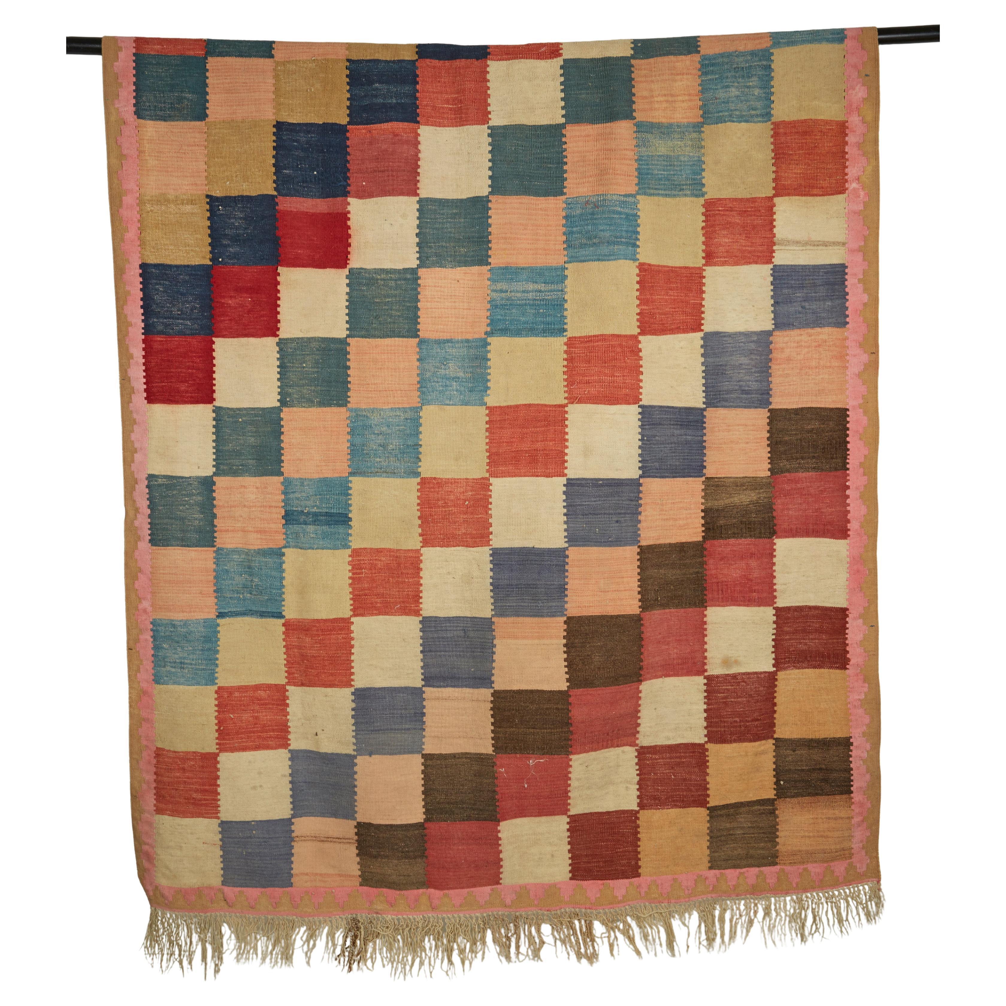 Rug 
Kilim persiano dei primi del Novecento in vendita