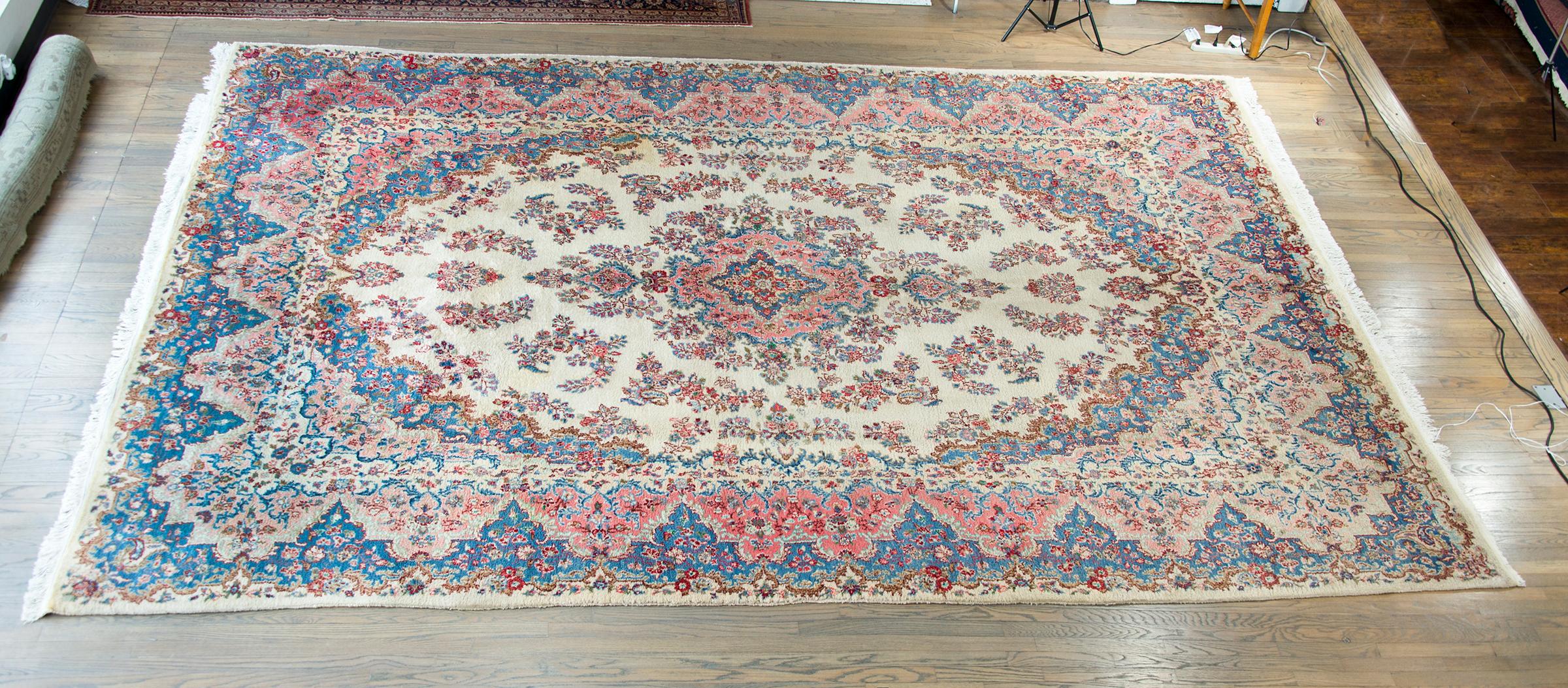 Early 20th Century Persian Kirman Rug For Sale 5