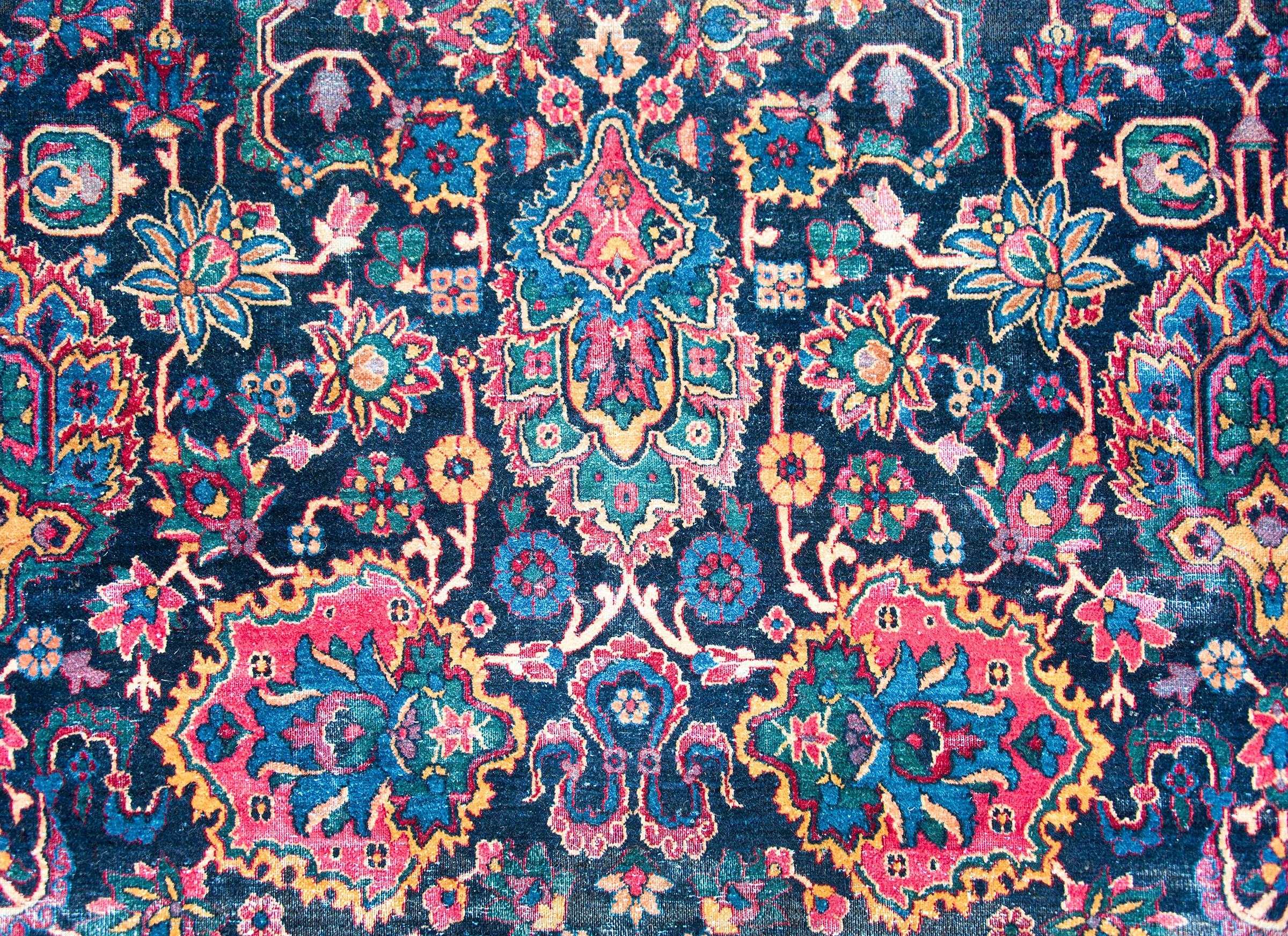 Early 20th Century Persian Kirman Rug For Sale 6