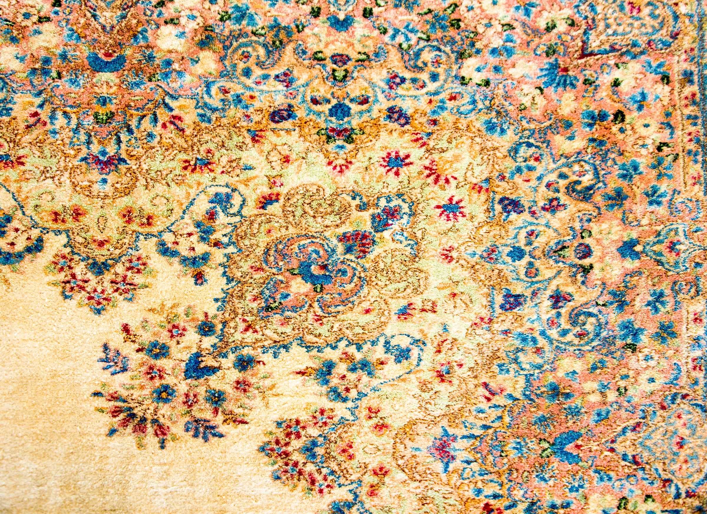 Persischer Kirman-Teppich aus dem frühen 20. im Angebot 7