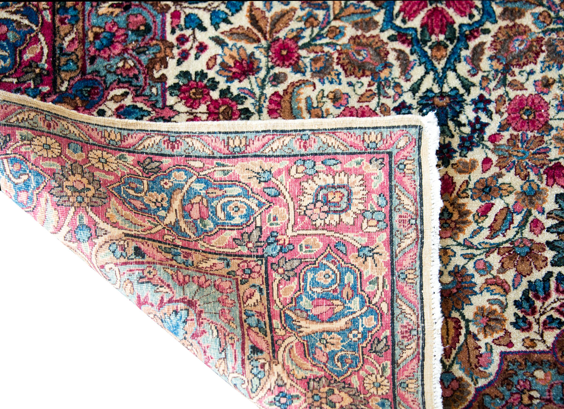 Early 20th Century Persian Kirman Rug For Sale 9