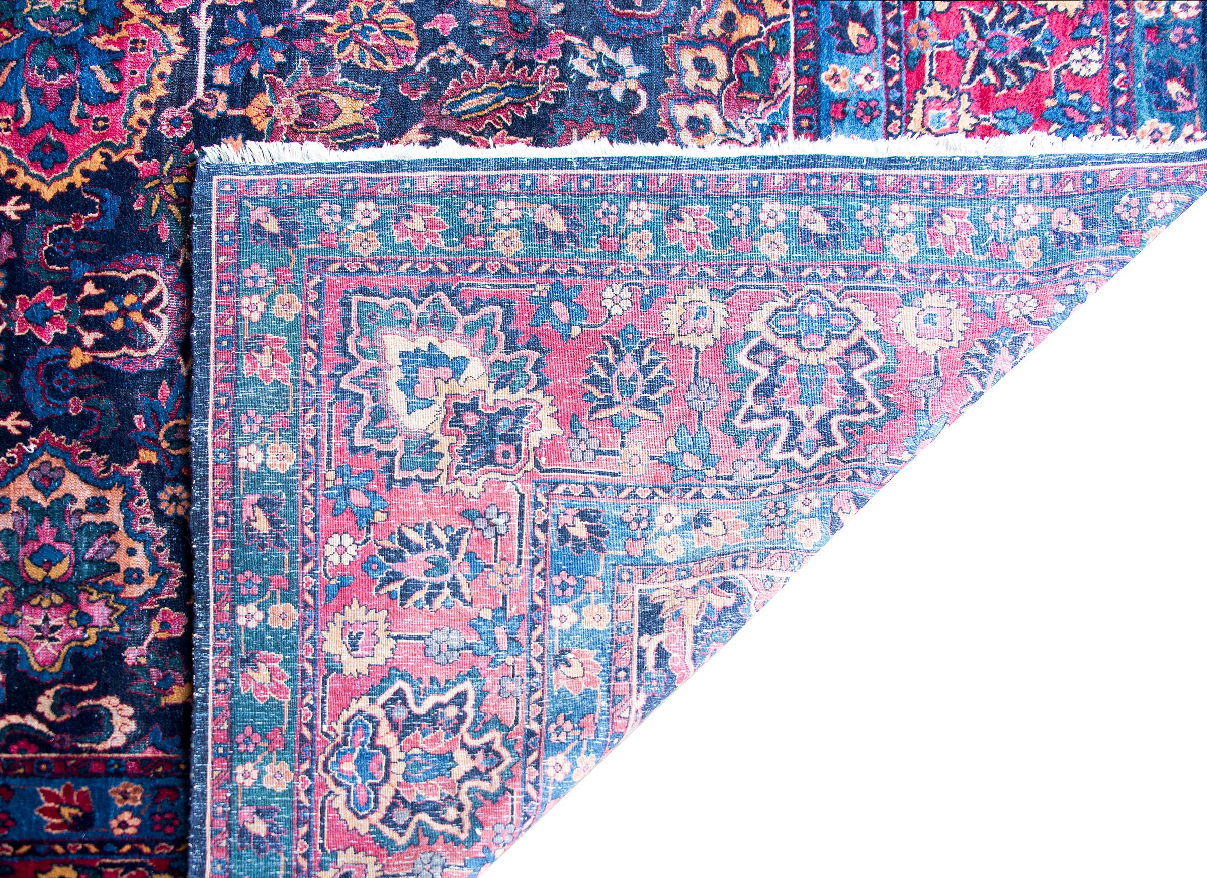 Early 20th Century Persian Kirman Rug For Sale 10