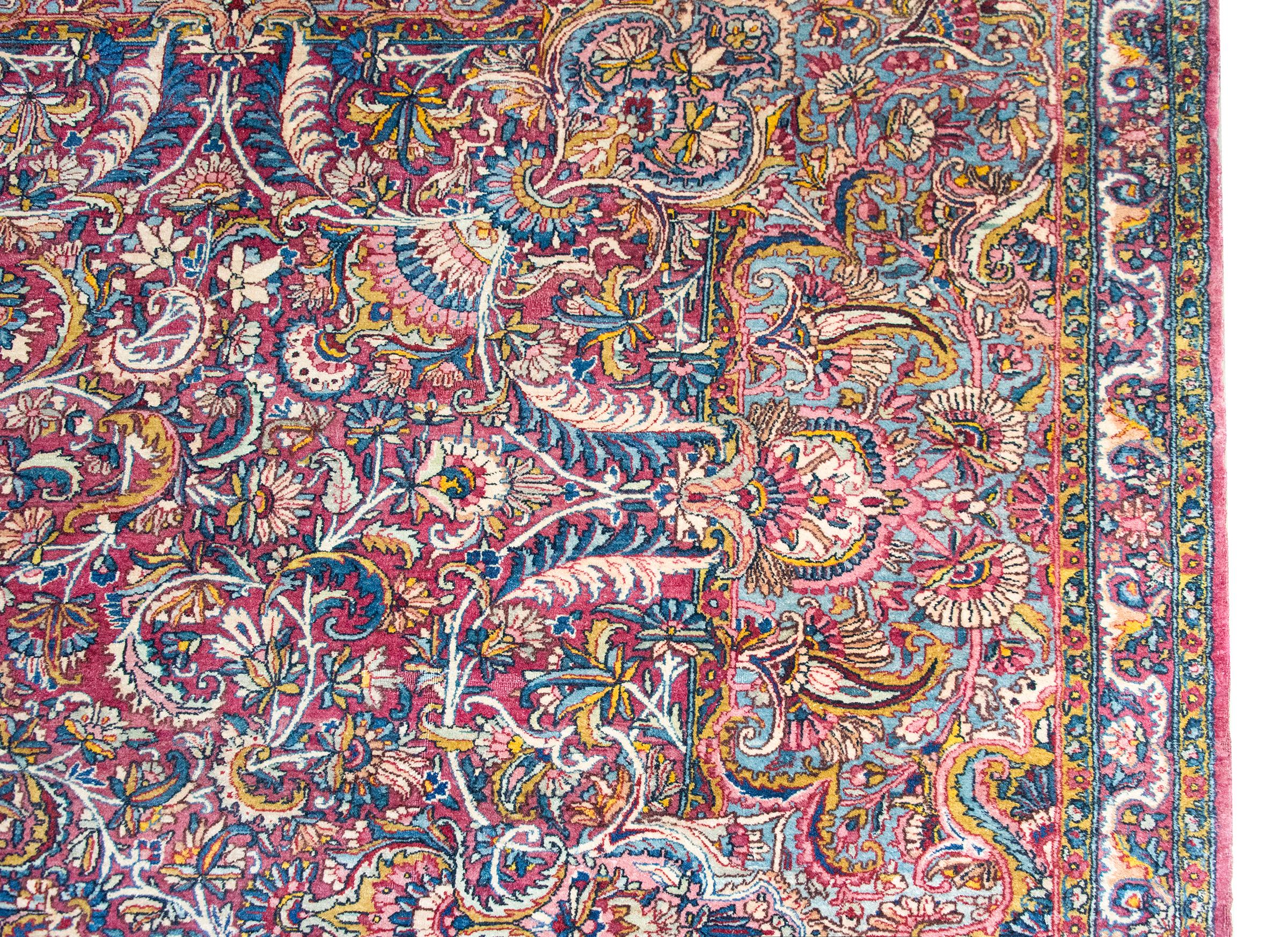 Alfombra persa Kirman de principios del siglo XX en Bueno estado para la venta en Chicago, IL
