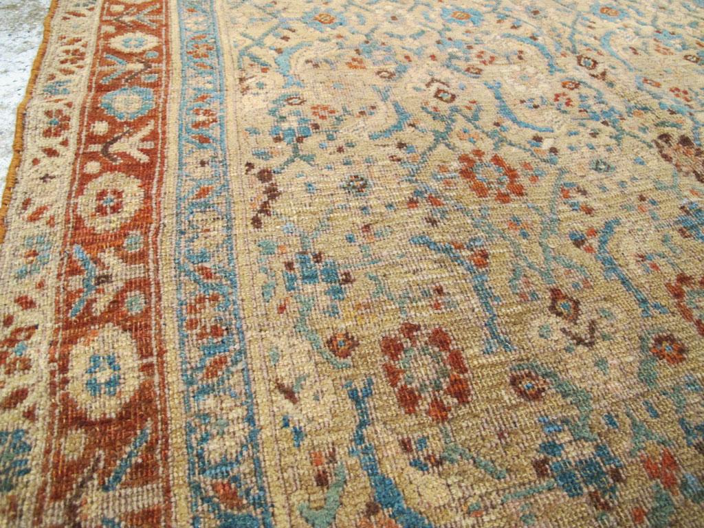 Persischer Kurden-Bidjar-Akzentteppich aus dem frühen 20. (Rustikal) im Angebot