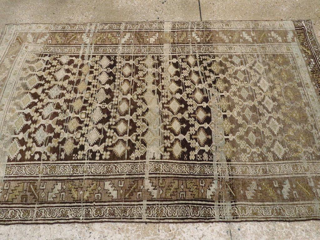 Noué à la main Tapis d'appoint persan kurde du début du 20e siècle en vente
