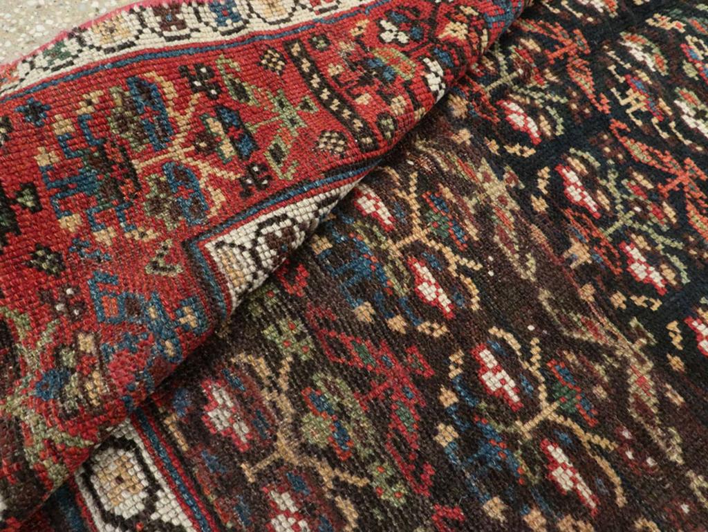 Persischer Kurdischer Akzentteppich des frühen 20. Jahrhunderts im Angebot 1