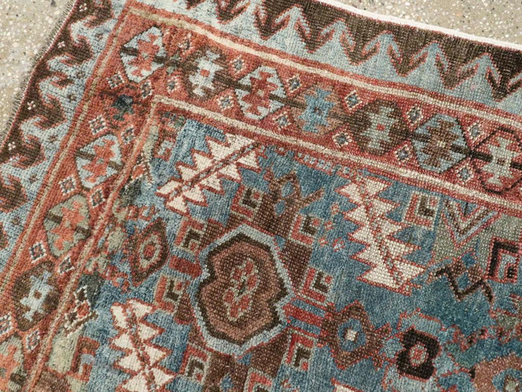Persischer Kurdischer Bidjar-Akzentteppich des frühen 20. Jahrhunderts im Zustand „Hervorragend“ im Angebot in New York, NY