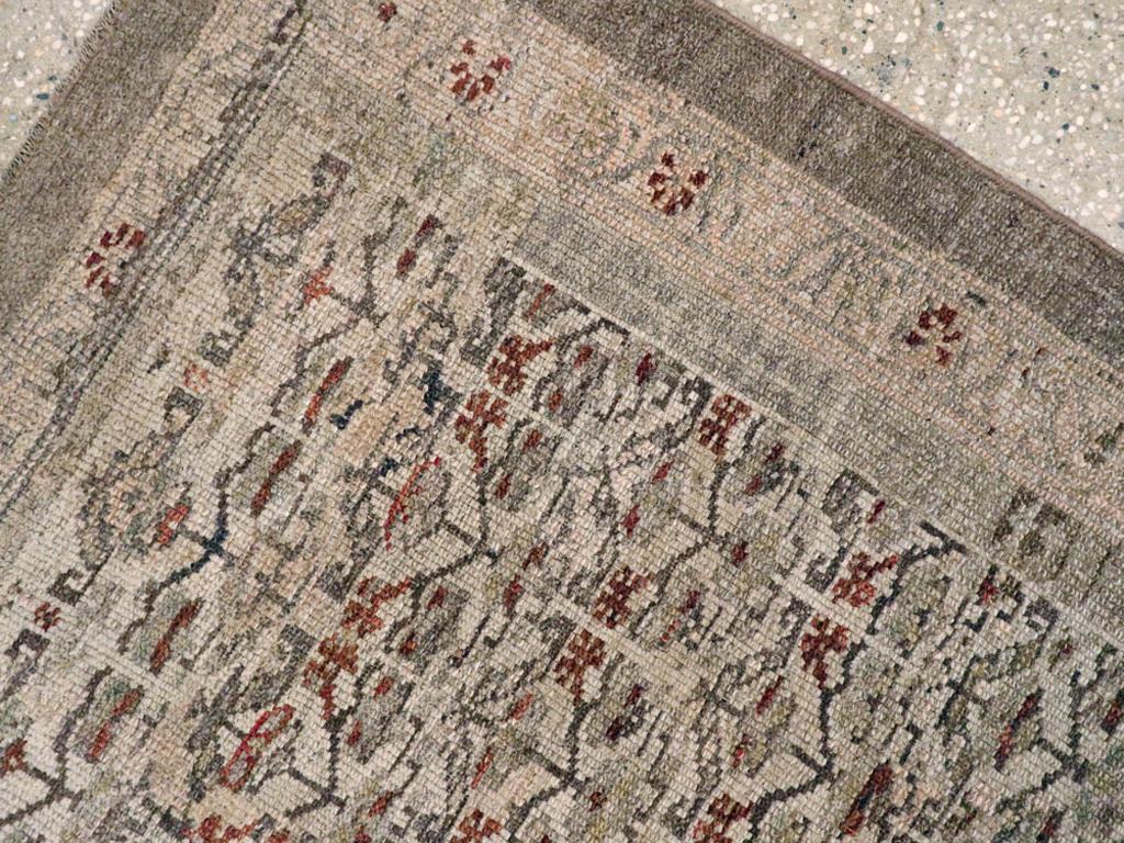 Annodato a mano Tappeto persiano curdo dei primi del Novecento in vendita