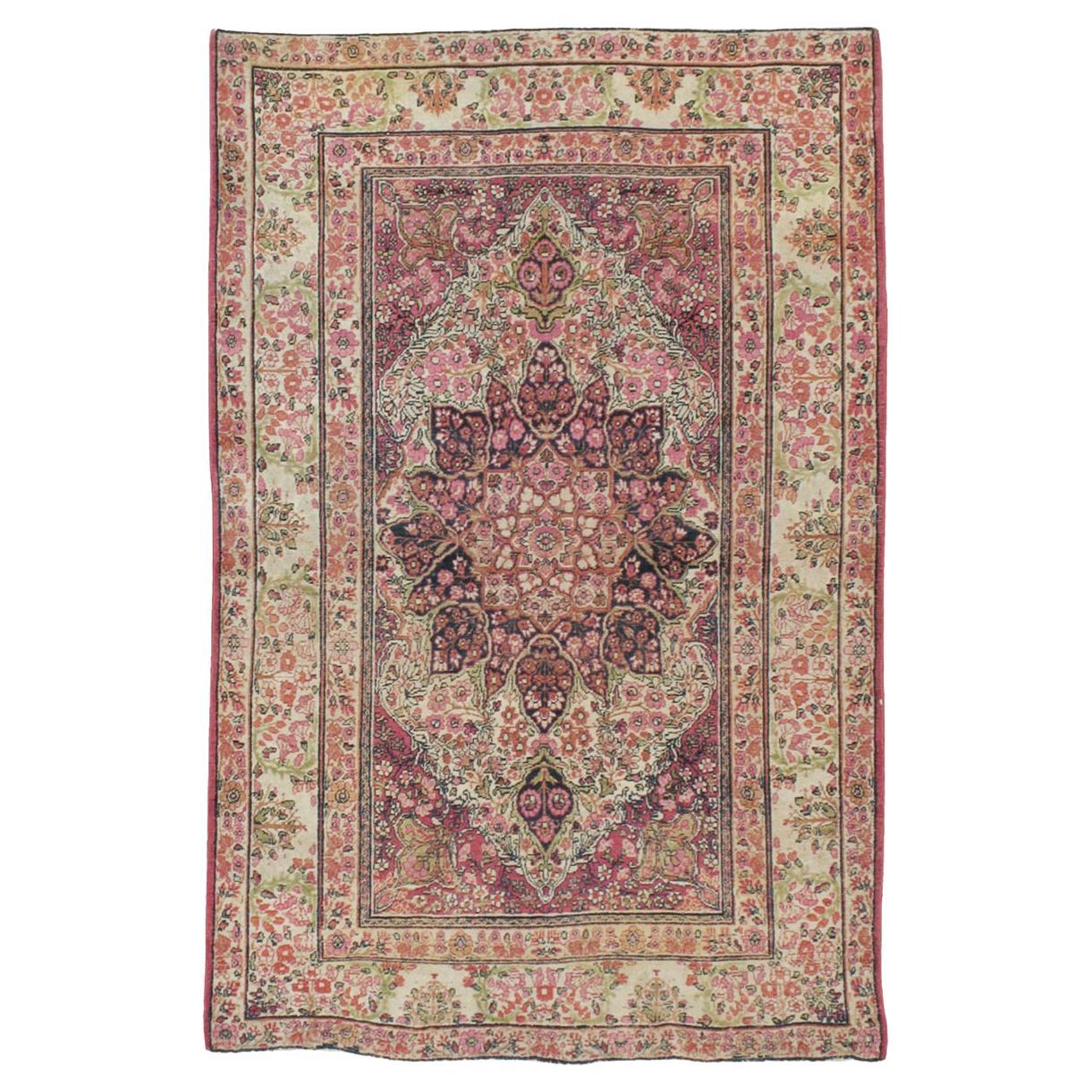 Tapis persan Kerman du début du 20e siècle en vente