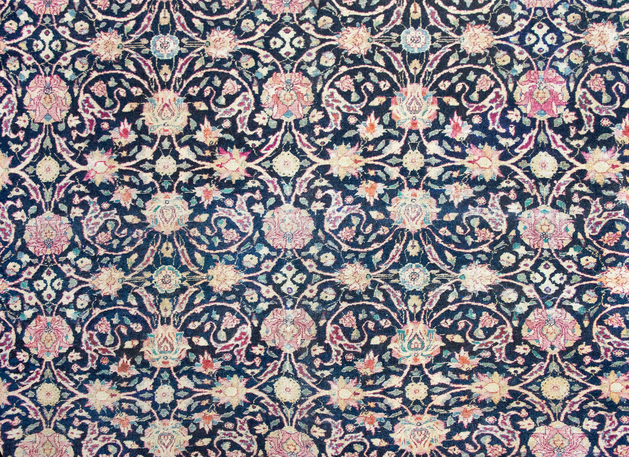 Tapis persan Lavar Kirman du début du 20e siècle en vente 1