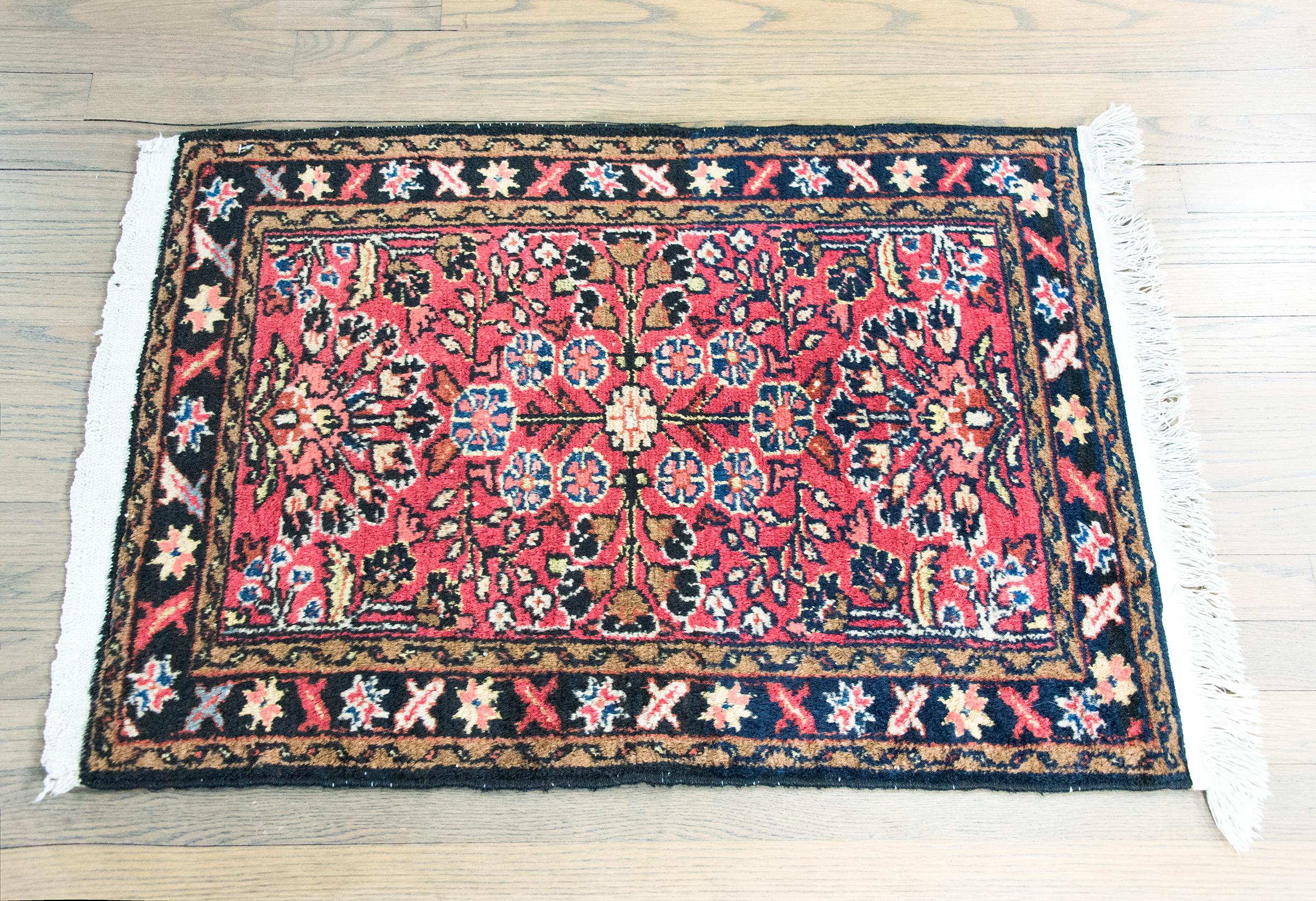 Early 20th Century Persian Lilihan Rug For Sale 8