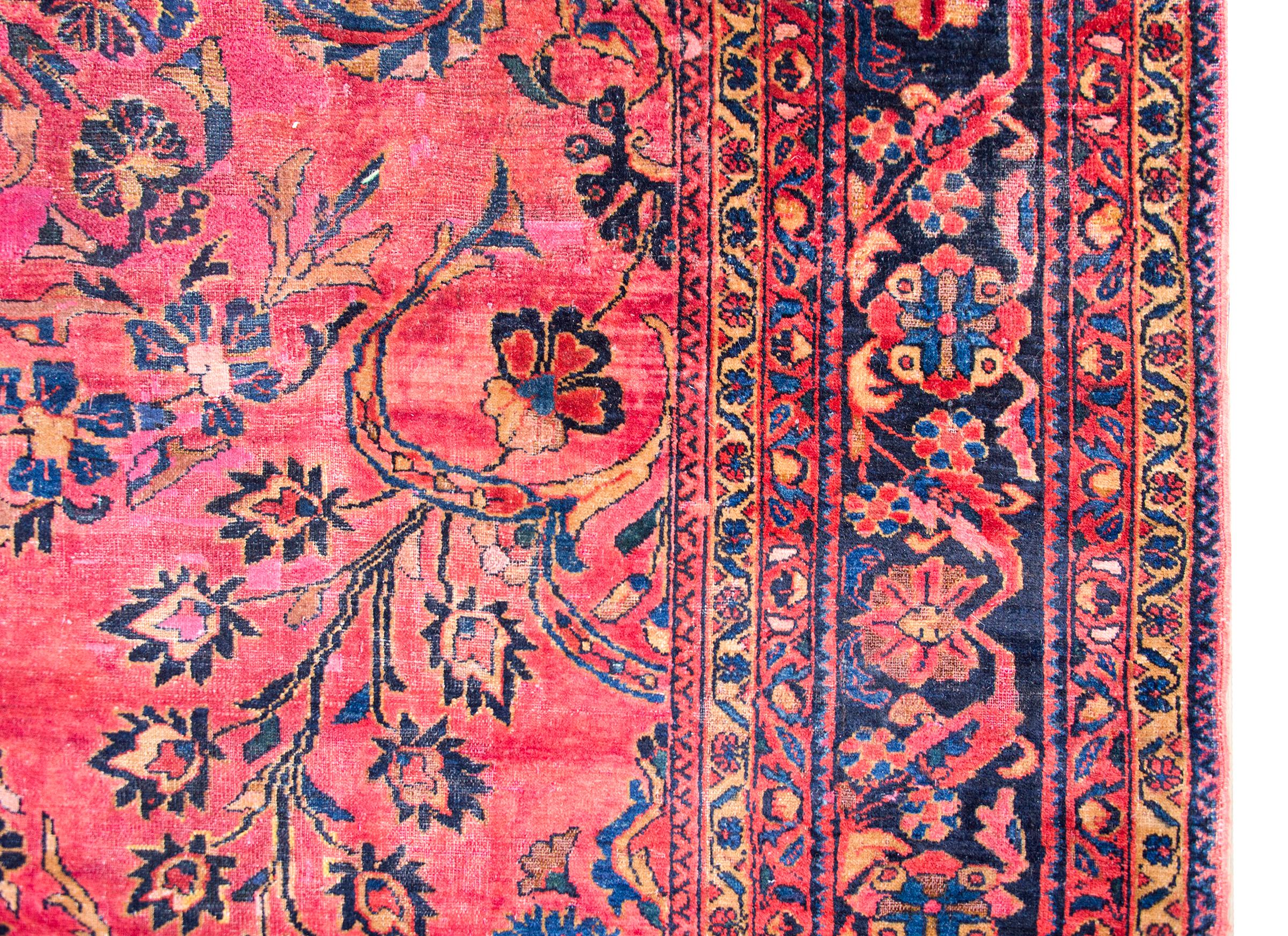 Early 20th Century Persian Lilihan Rug In Good Condition For Sale In Chicago, IL