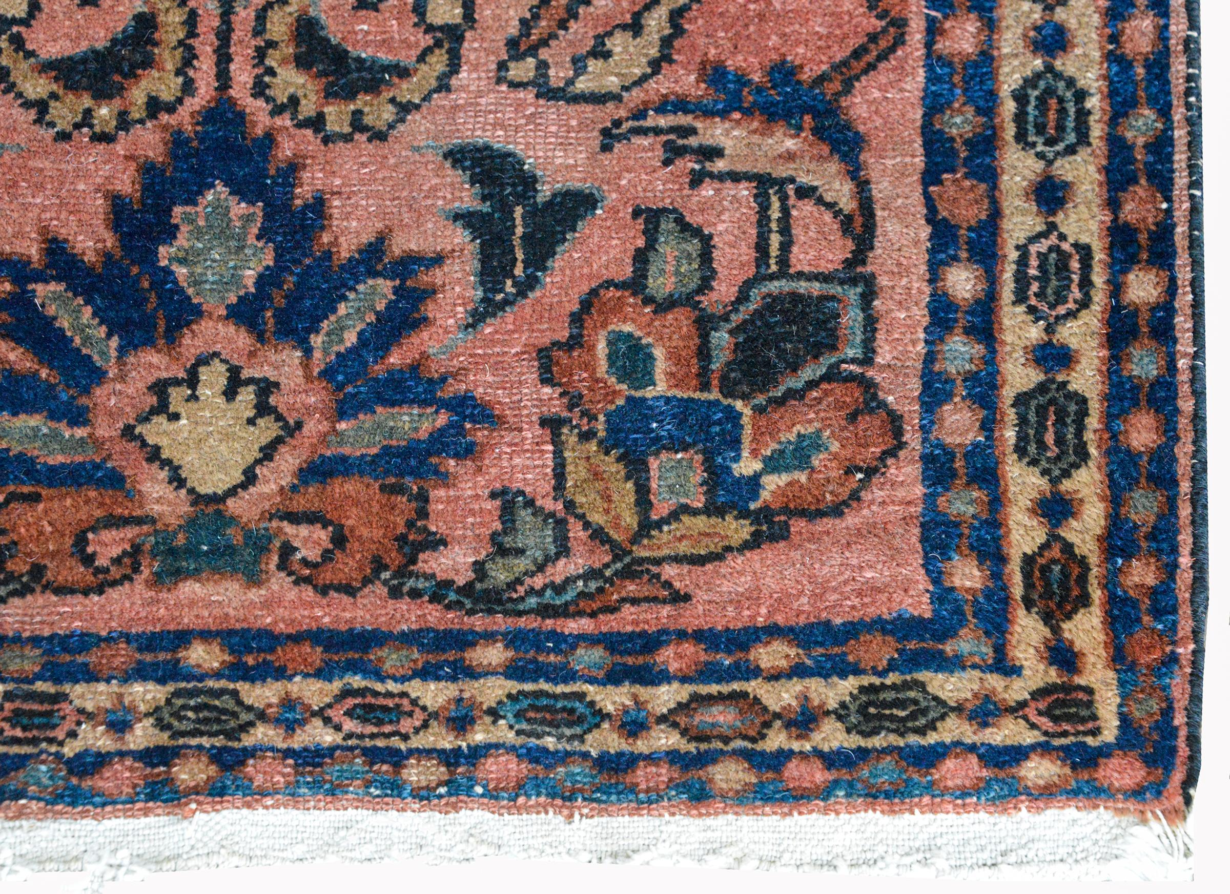 Persischer Lilihan-Teppich des frühen 20. Jahrhunderts im Angebot 1