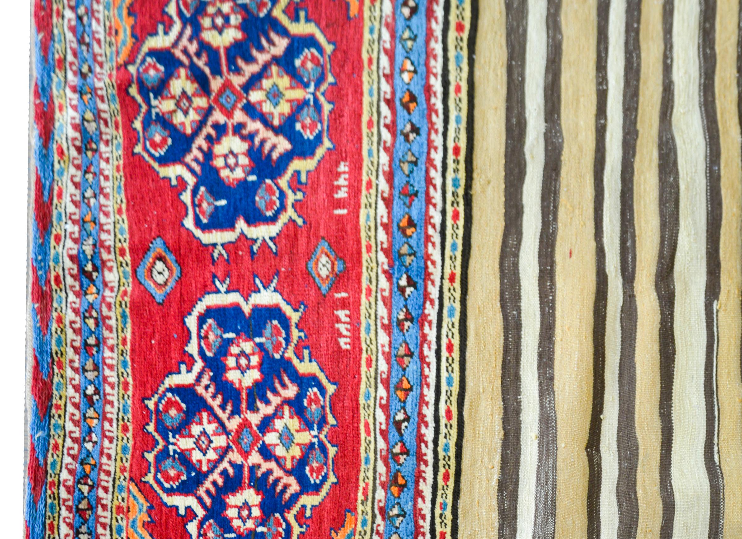 Persische Lori-Pferd-Deckendecke aus dem frühen 20. Jahrhundert (Handgeknüpft) im Angebot
