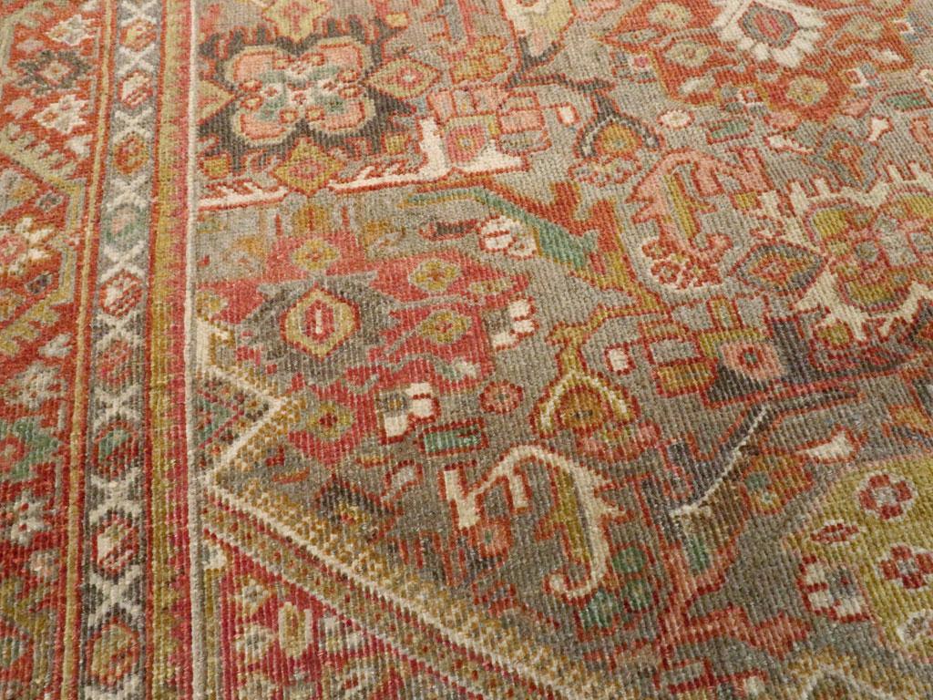 Persischer Mahal-Akzentteppich aus dem frühen 20. (Rustikal) im Angebot