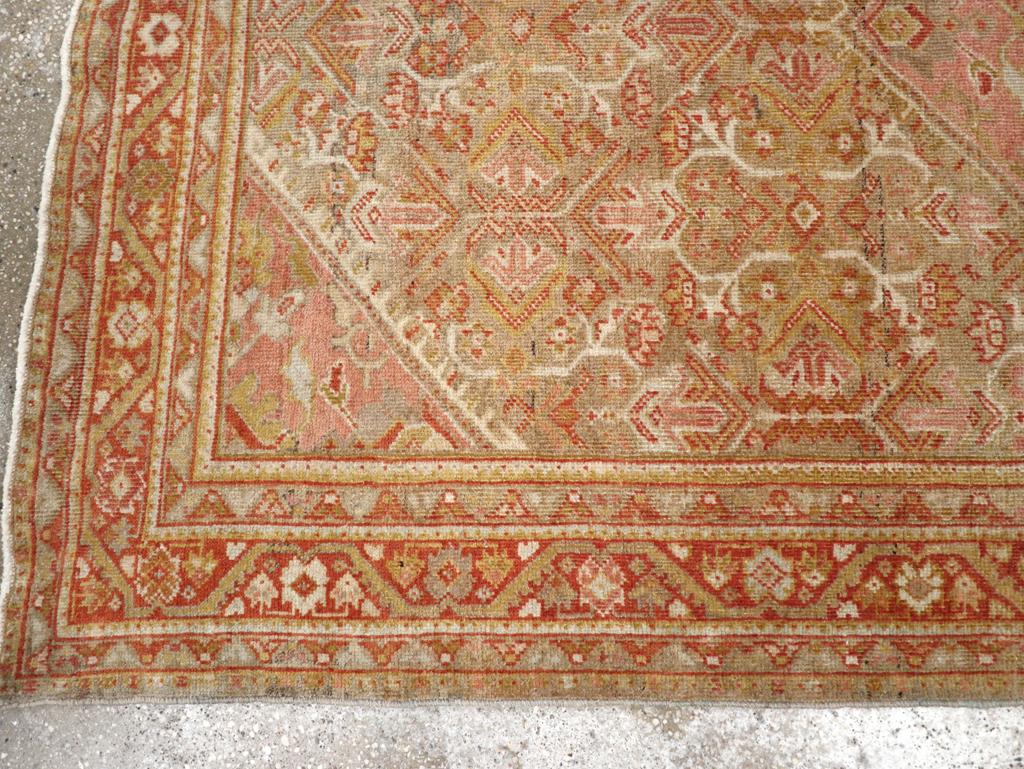 Persischer Mahal-Akzentteppich aus dem frühen 20. im Zustand „Hervorragend“ im Angebot in New York, NY