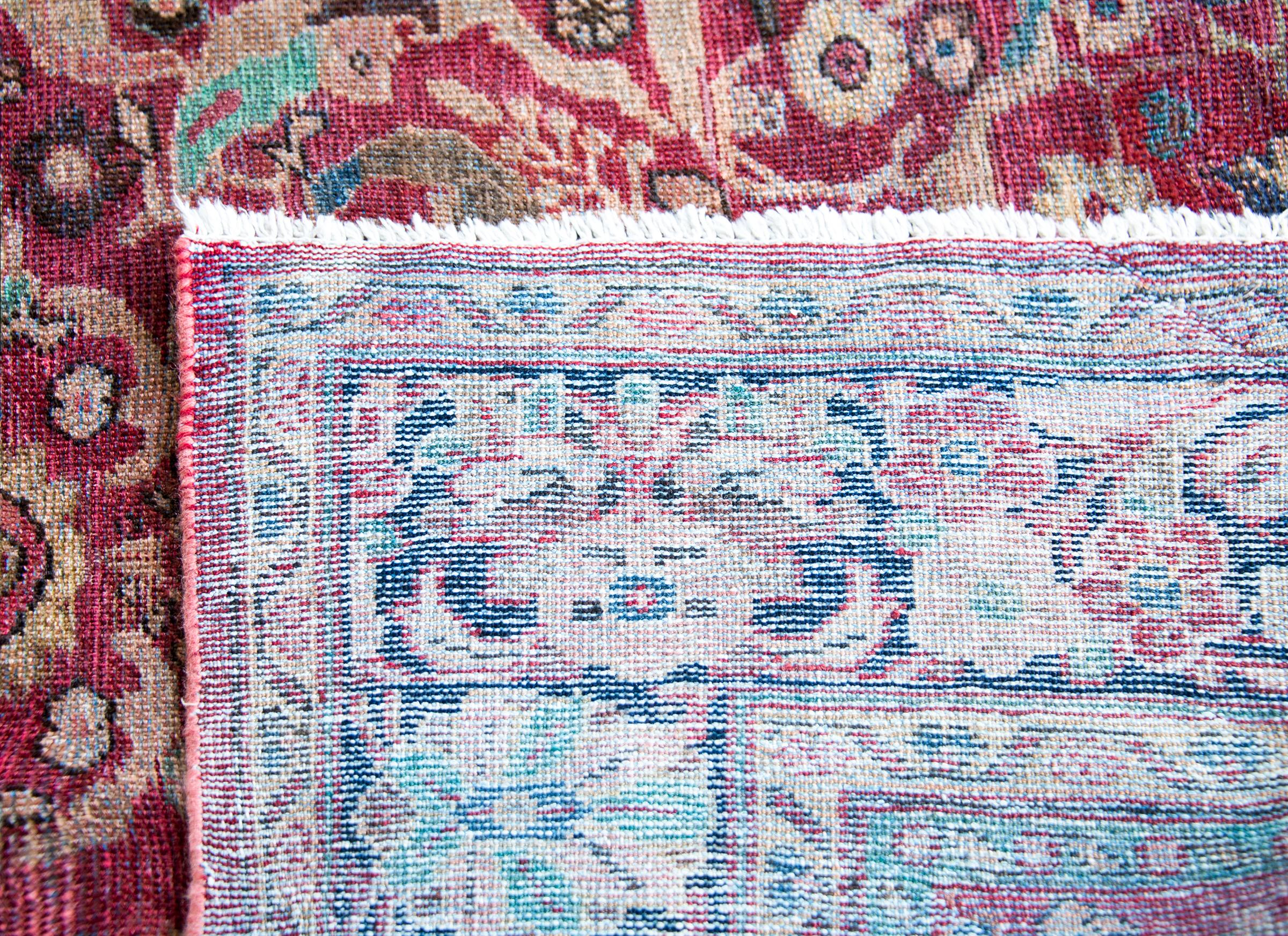 Early 20th Century Persian Mahal Rug For Sale 4