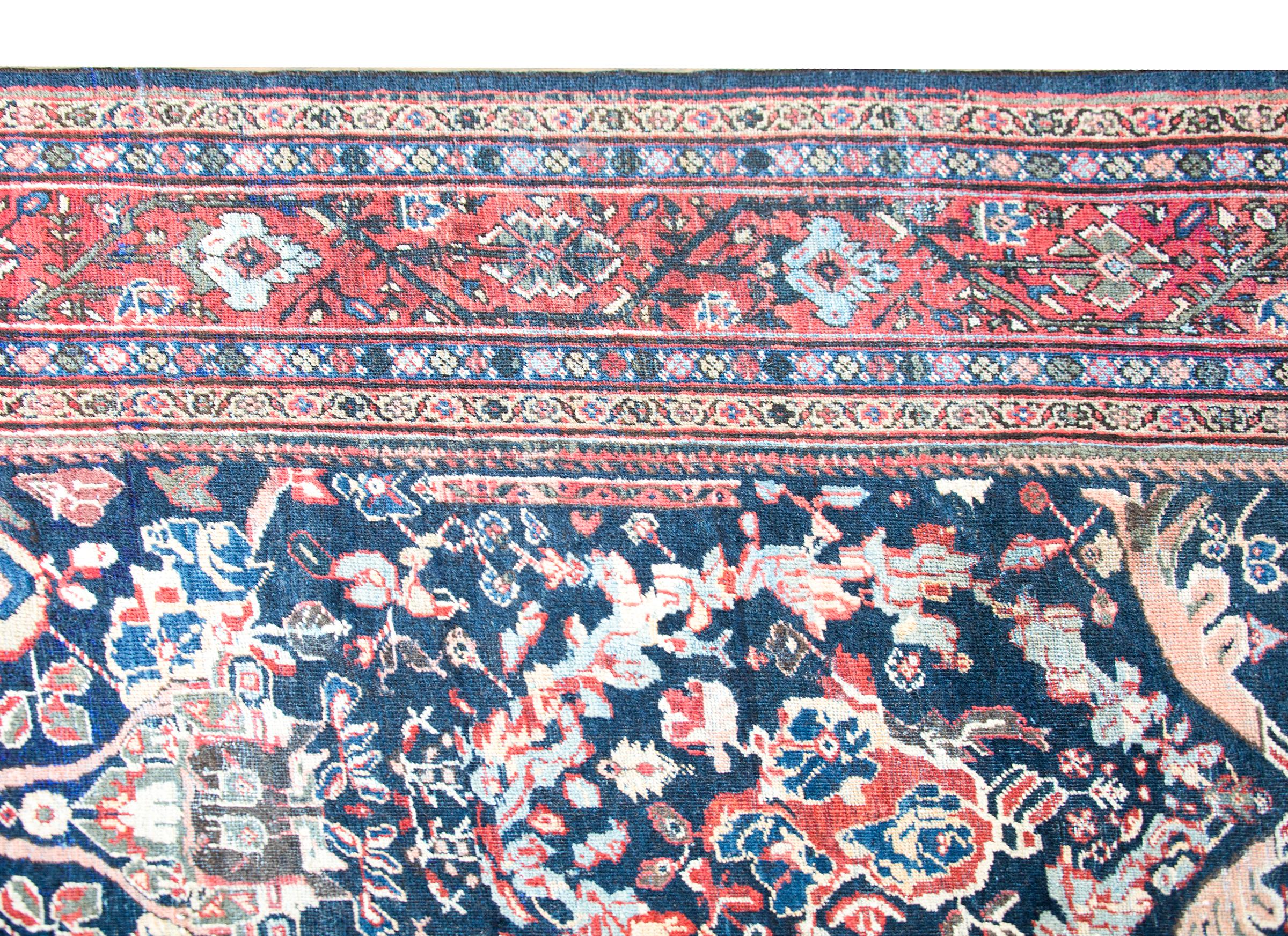 Early 20th Century Persian Mahal Rug For Sale 6