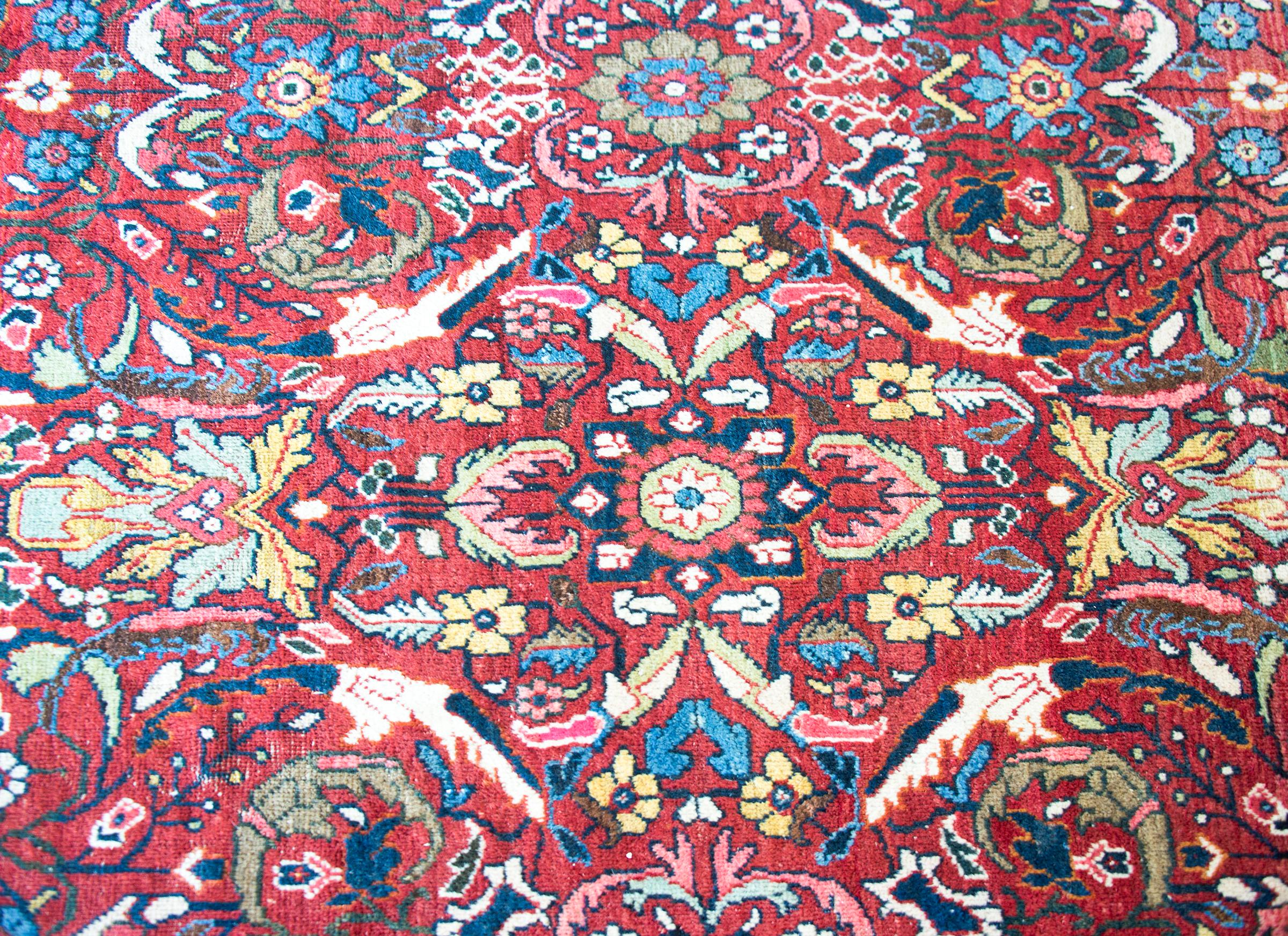 Early 20th Century Persian Mahal Rug For Sale 1